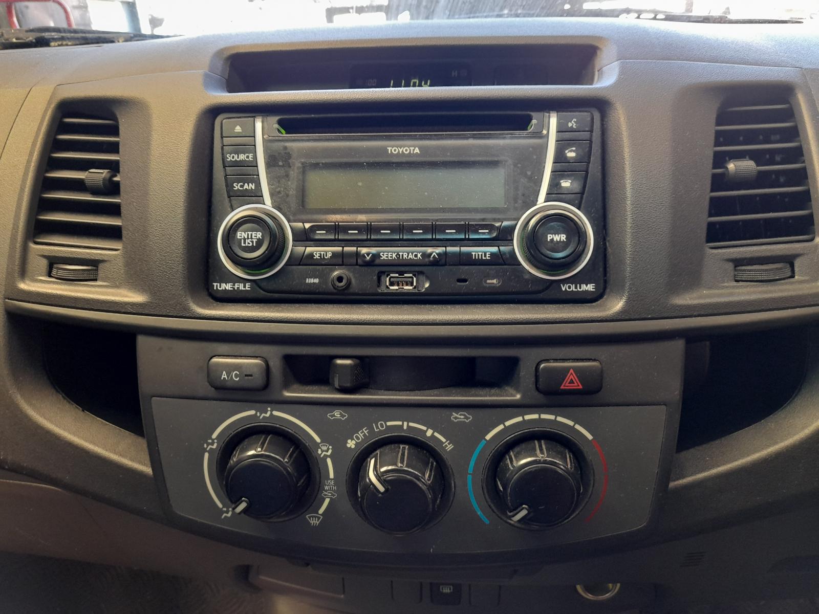 View Auto part Alternator Toyota Hilux 2013