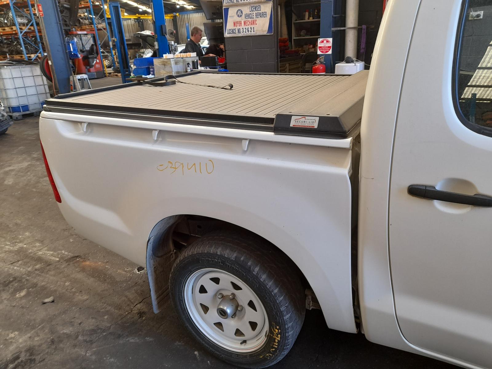 View Auto part Alternator Toyota Hilux 2013