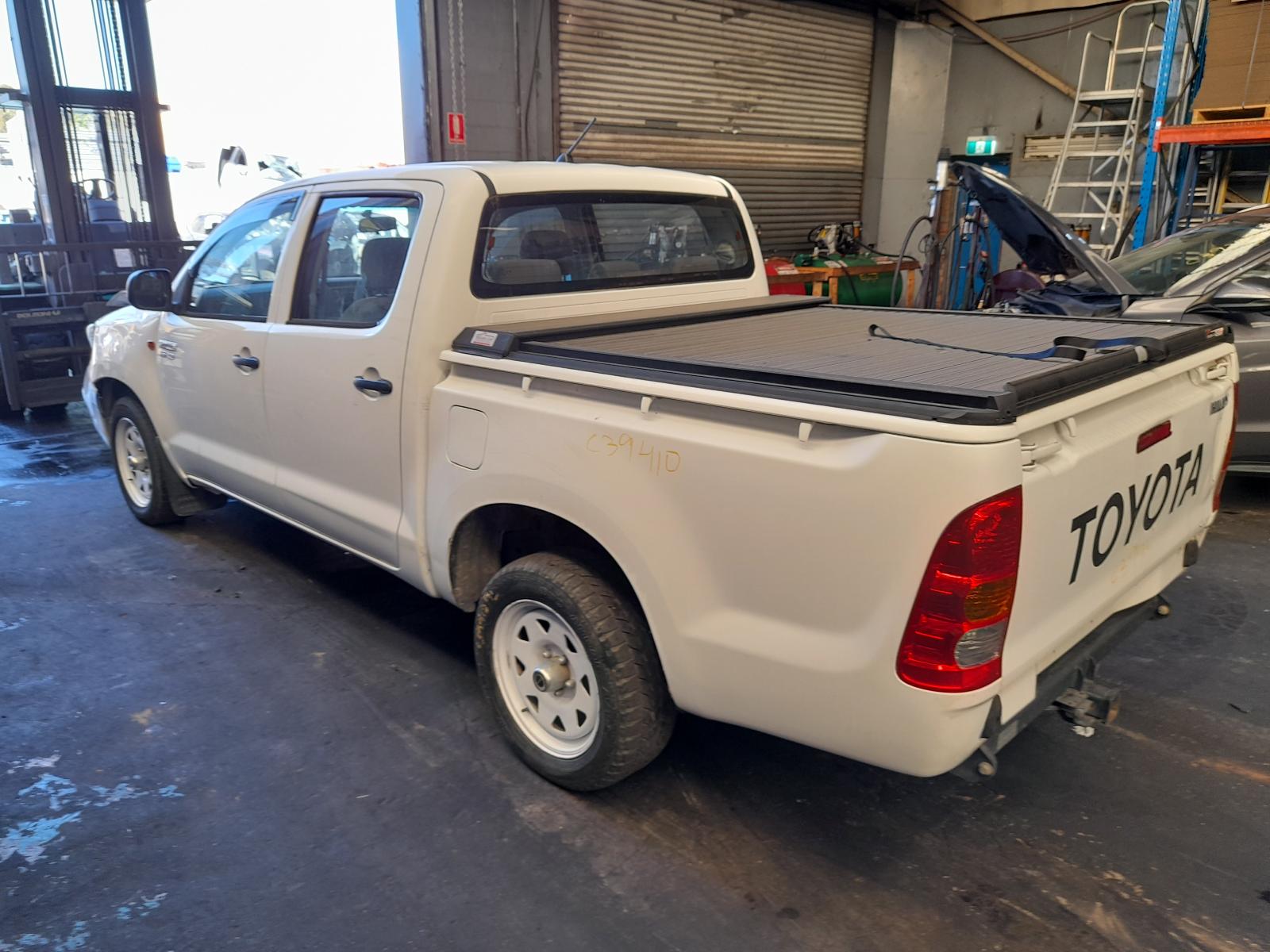 View Auto part Alternator Toyota Hilux 2013