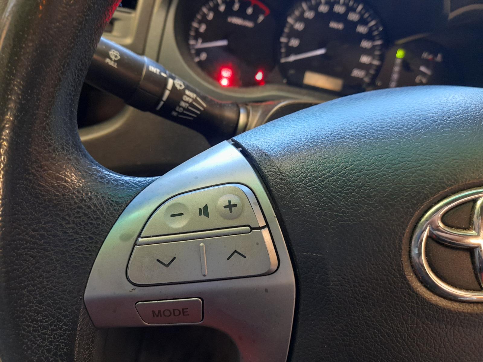 View Auto part Alternator Toyota Hilux 2013