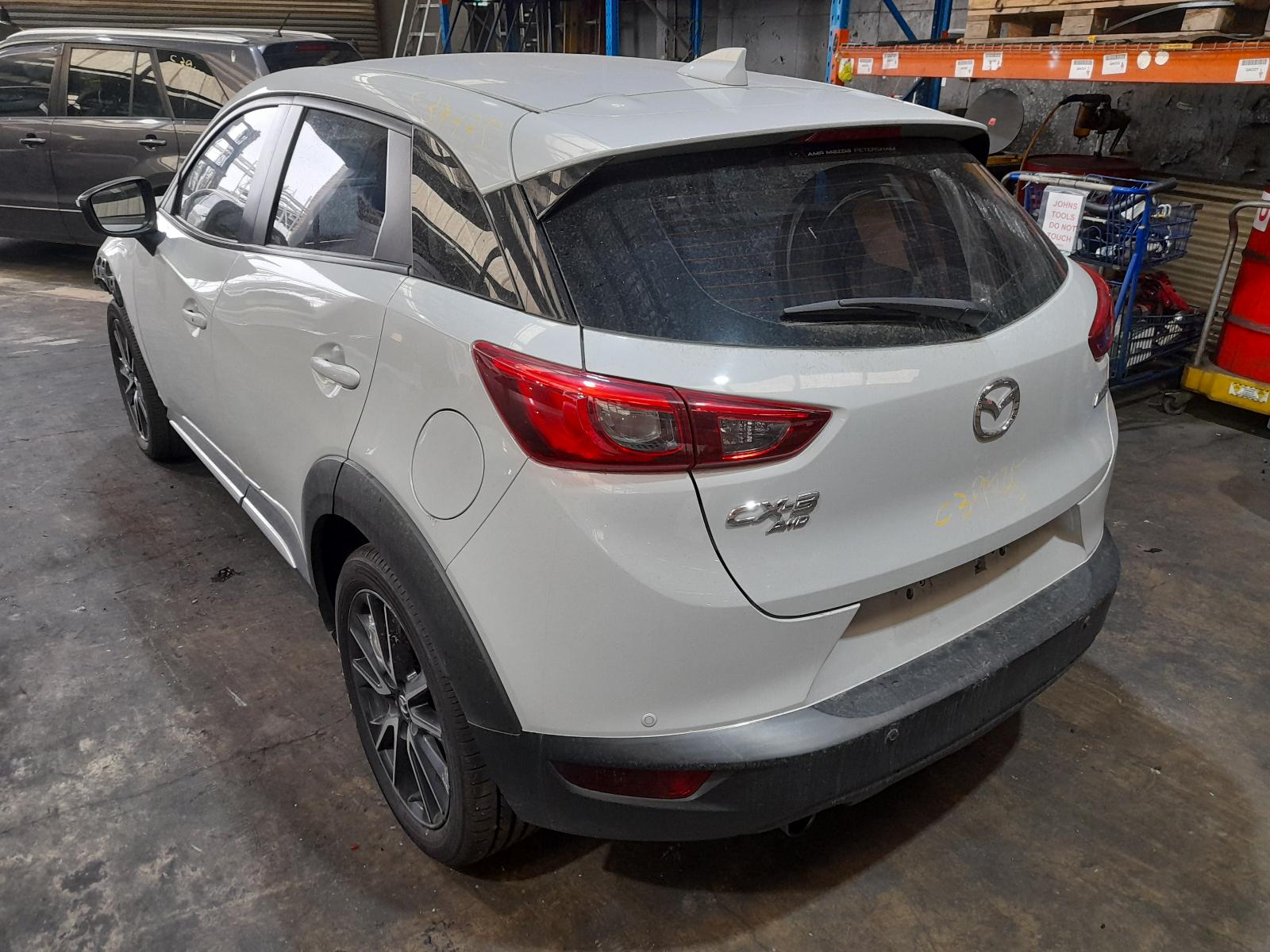 View Auto part Radio/Cd/Dvd/Sat/Tv Mazda Cx3 2017