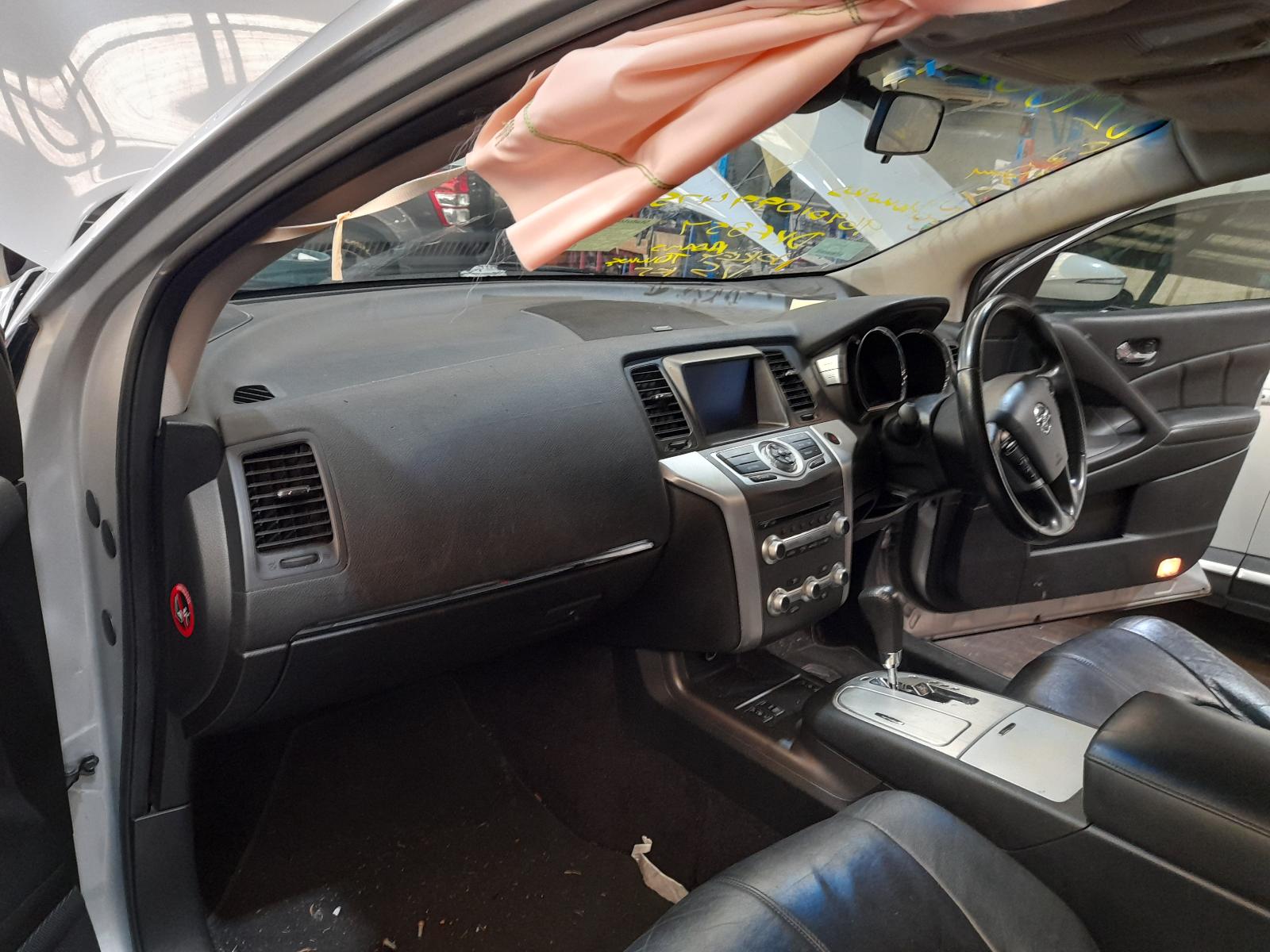 View Auto part Left Headlamp Nissan Murano 2011
