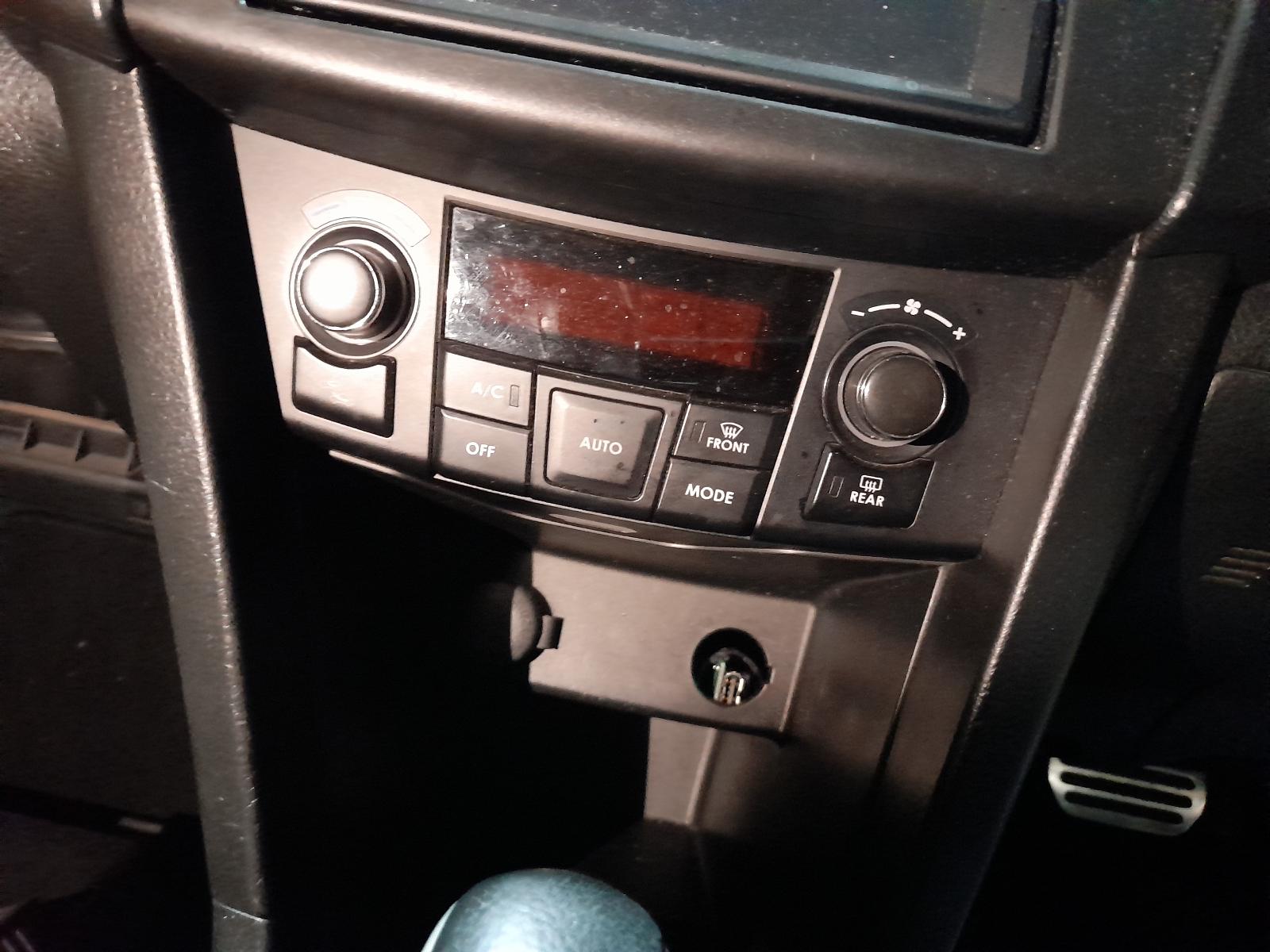 2014 Suzuki Swift Trans/Gearbox View Auto part Trans/Gearbox Suzuki Swift 2014