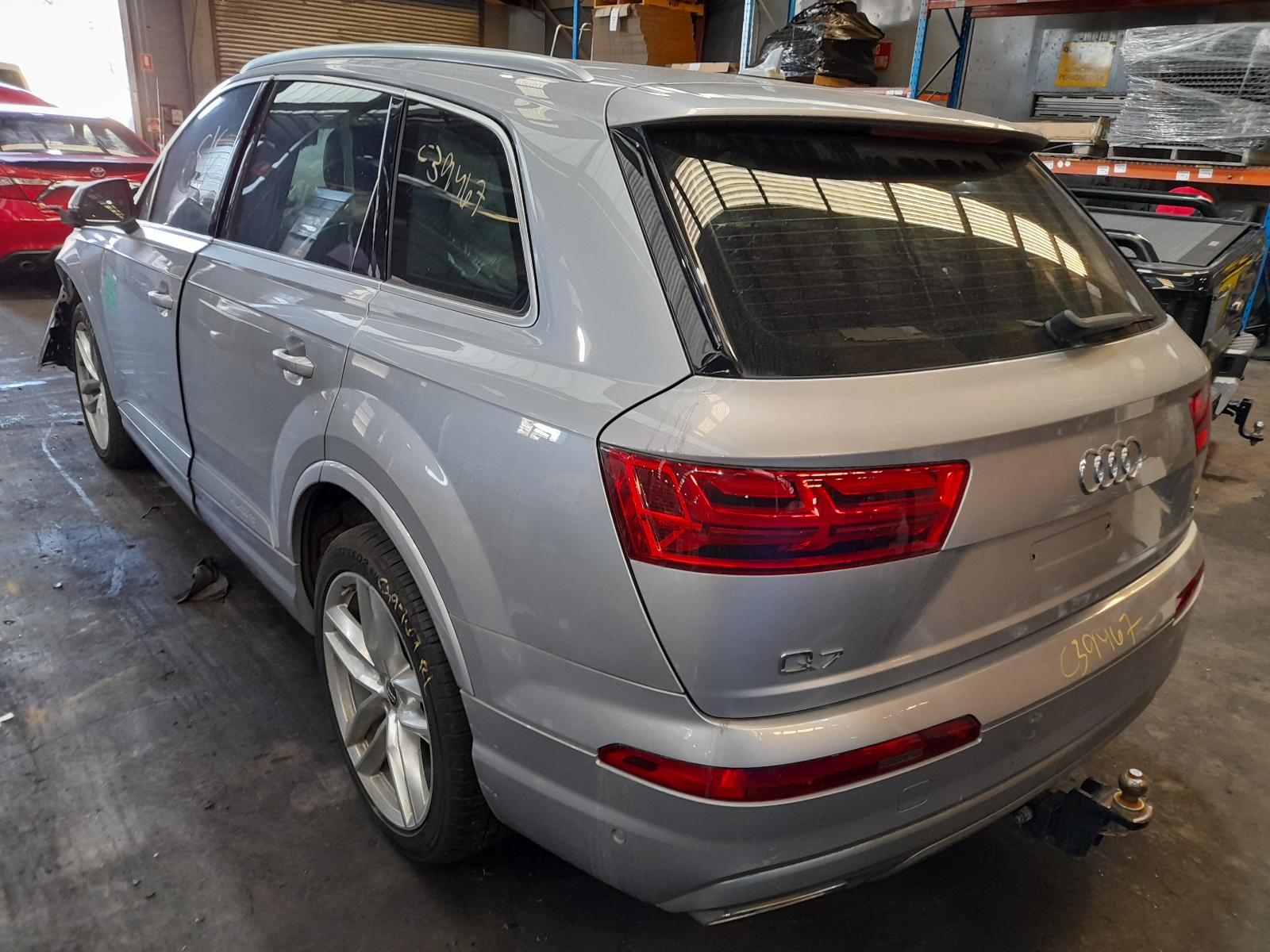 View Auto part Differential Centre Audi Q7 2016