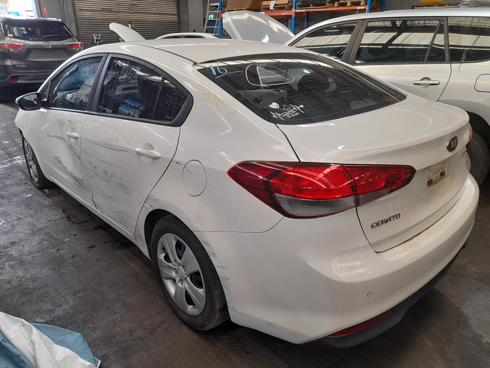 View Auto part F/Bar Reinforc/Brack Kia Cerato 2016