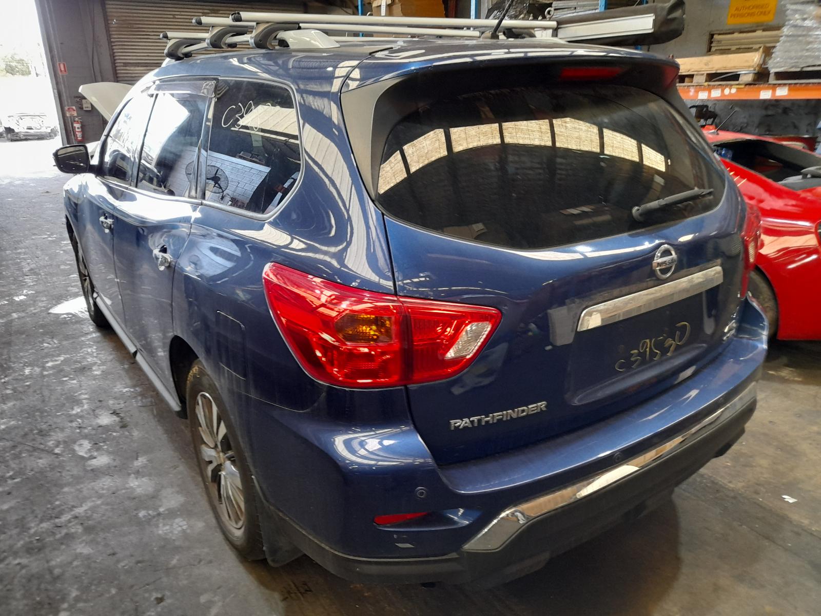 View Auto part Door/Boot/Gate Lock Nissan Pathfinder 2017