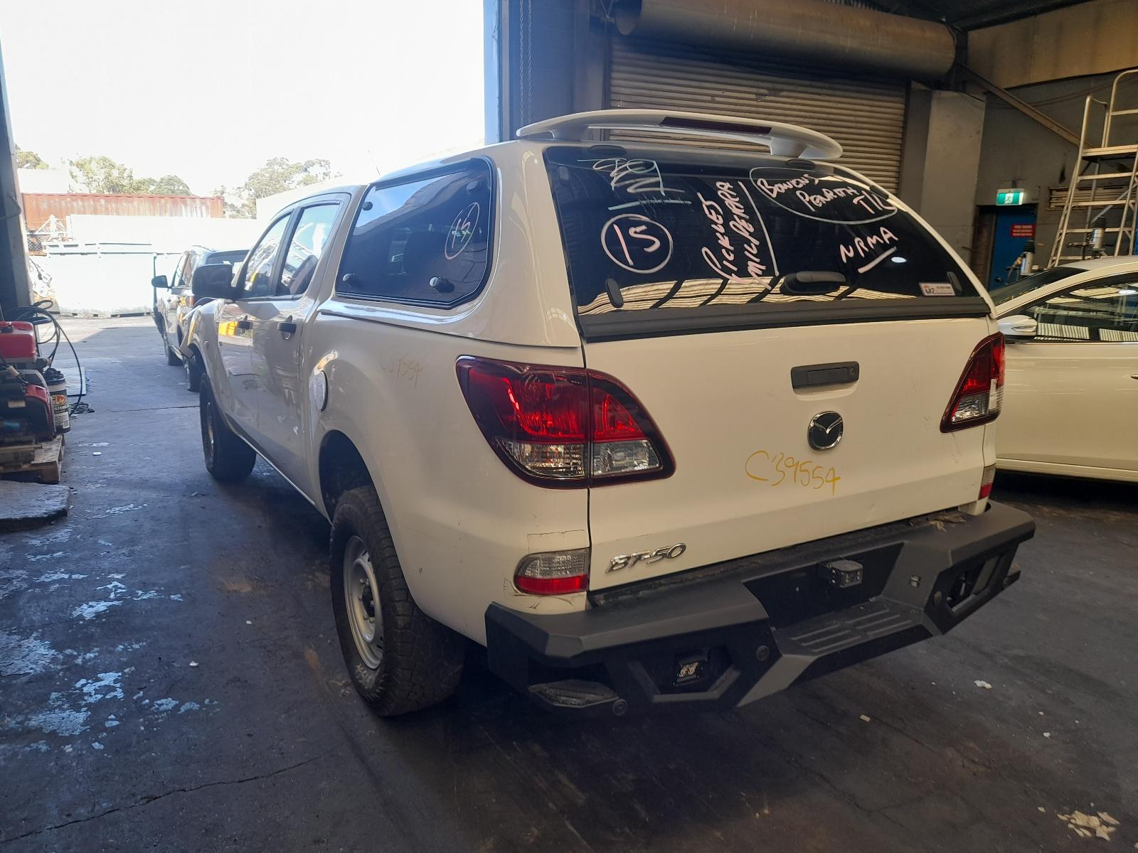 View Auto part Sunvisor Mazda Bt50 2017