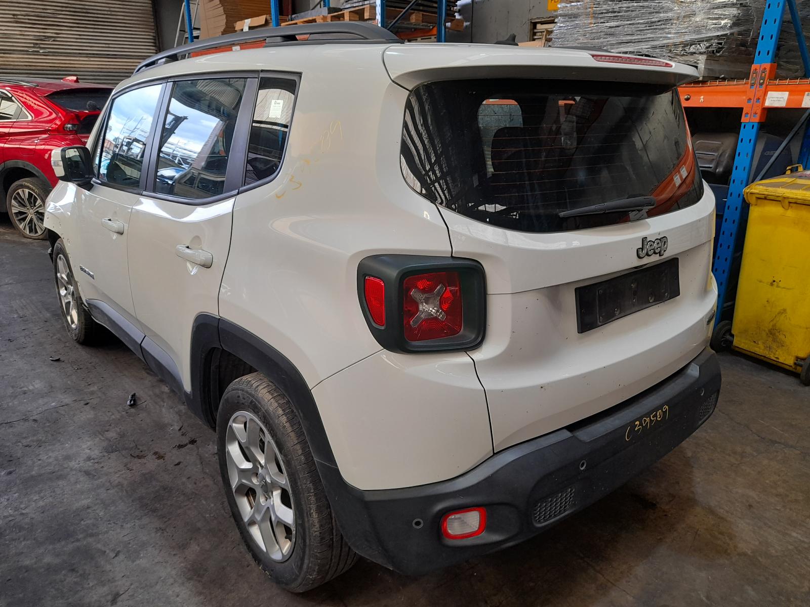 View Auto part Sunvisor Jeep Renegade 2015