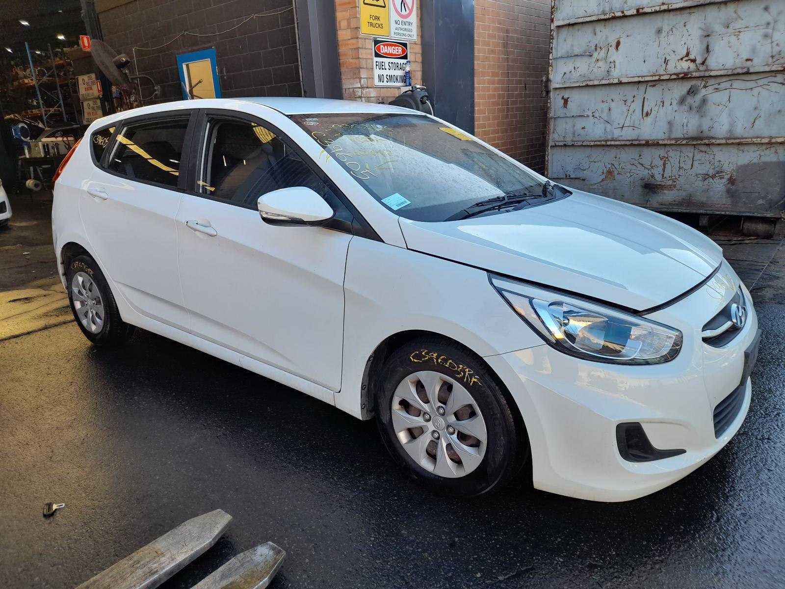 View Auto part Trans/Gearbox Hyundai Accent 2016
