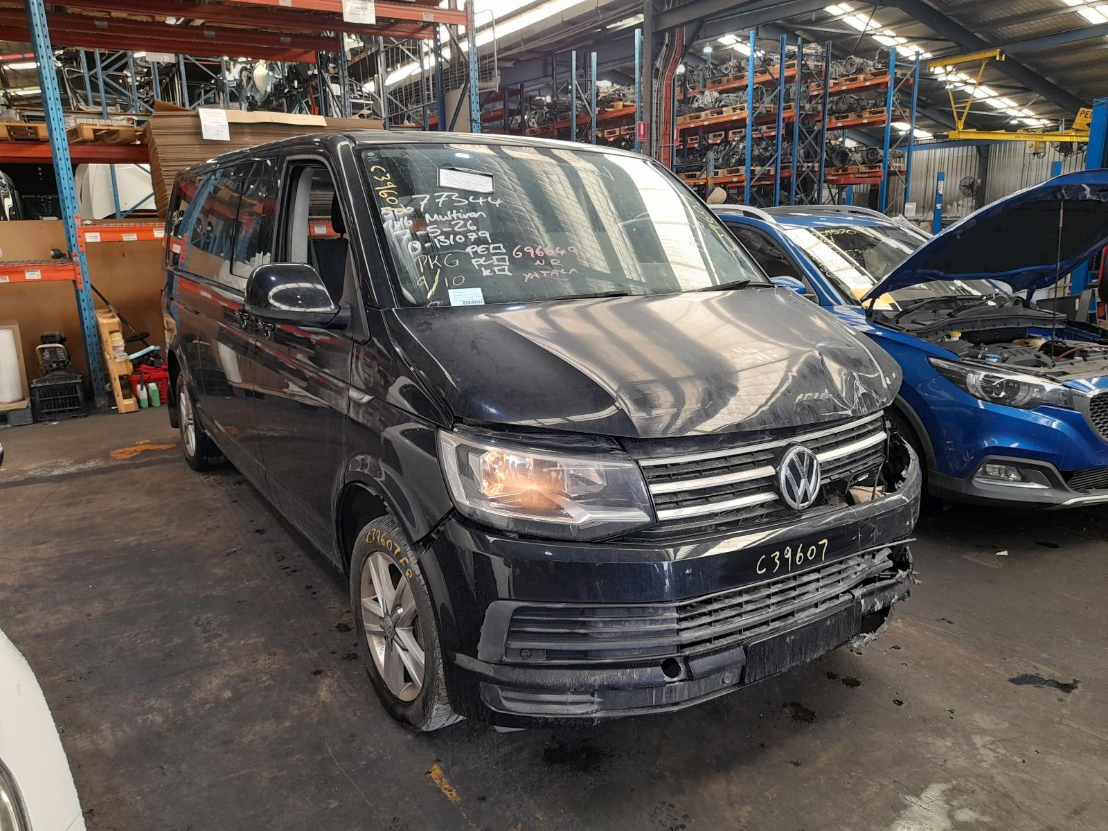 View Auto part Sunvisor Volkswagen Transporter 2016