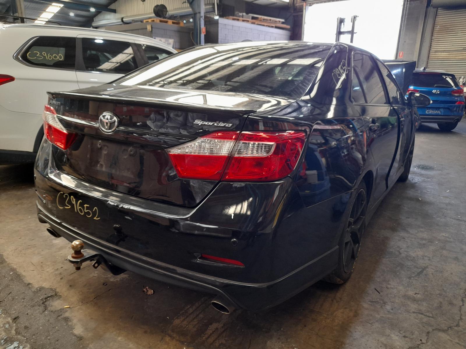 View Auto part Pwr Dr Wind Switch Toyota Aurion 2016