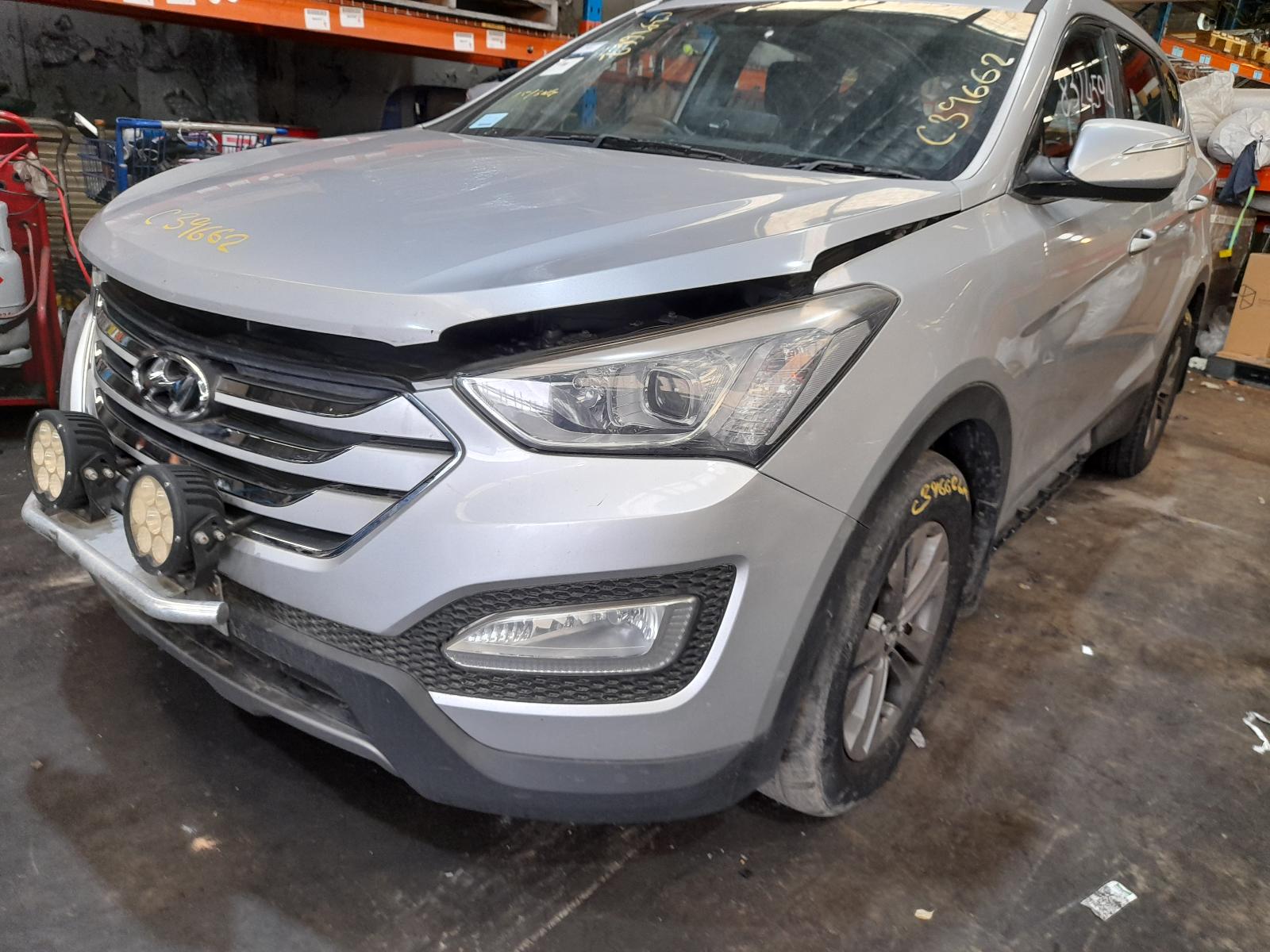 2012 Hyundai Santa Fe Instrument Cluster View Auto part Instrument Cluster Hyundai Santa Fe 2012