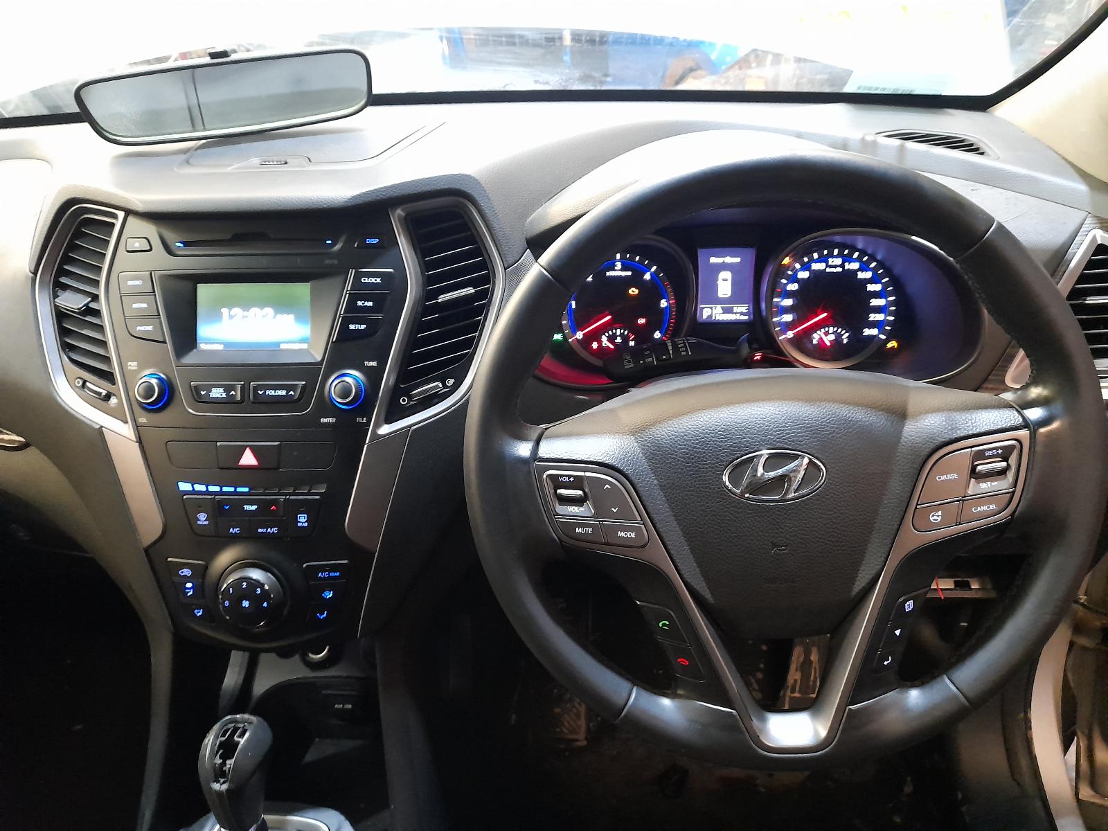 2012 Hyundai Santa Fe Instrument Cluster View Auto part Instrument Cluster Hyundai Santa Fe 2012