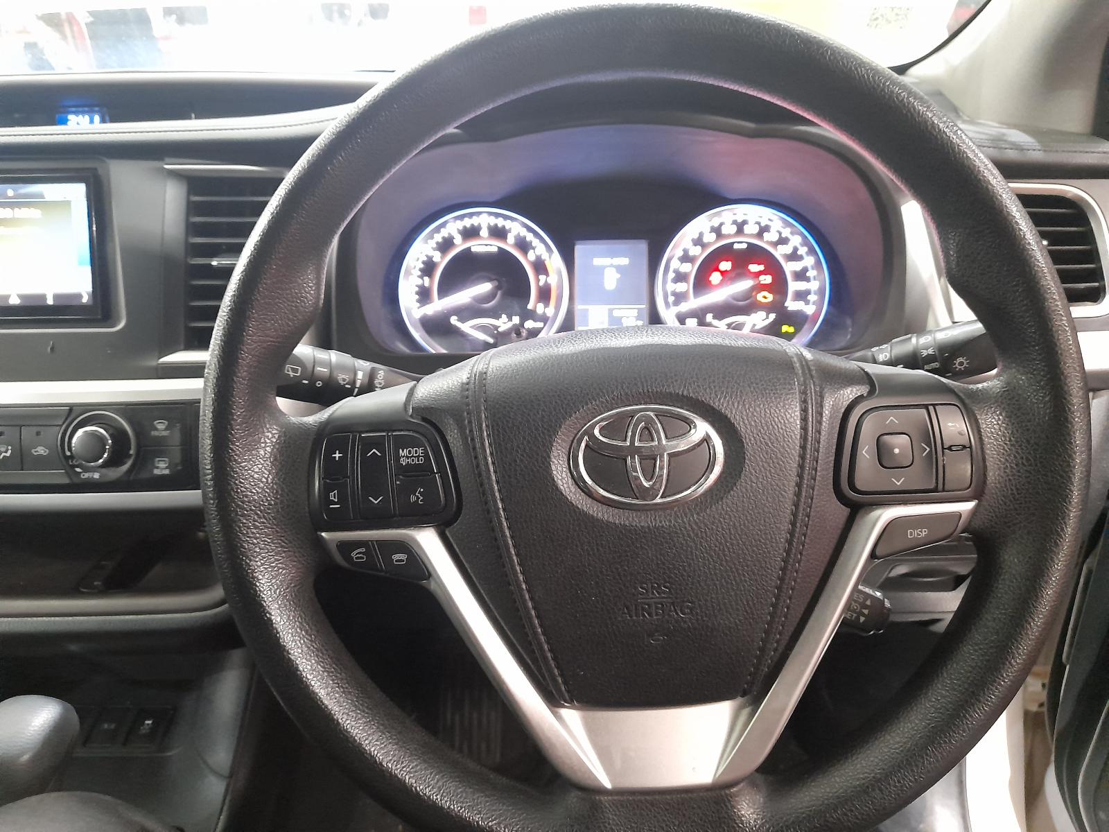 2014 Toyota Kluger Wheel Mag View Auto part Wheel Mag Toyota Kluger 2014