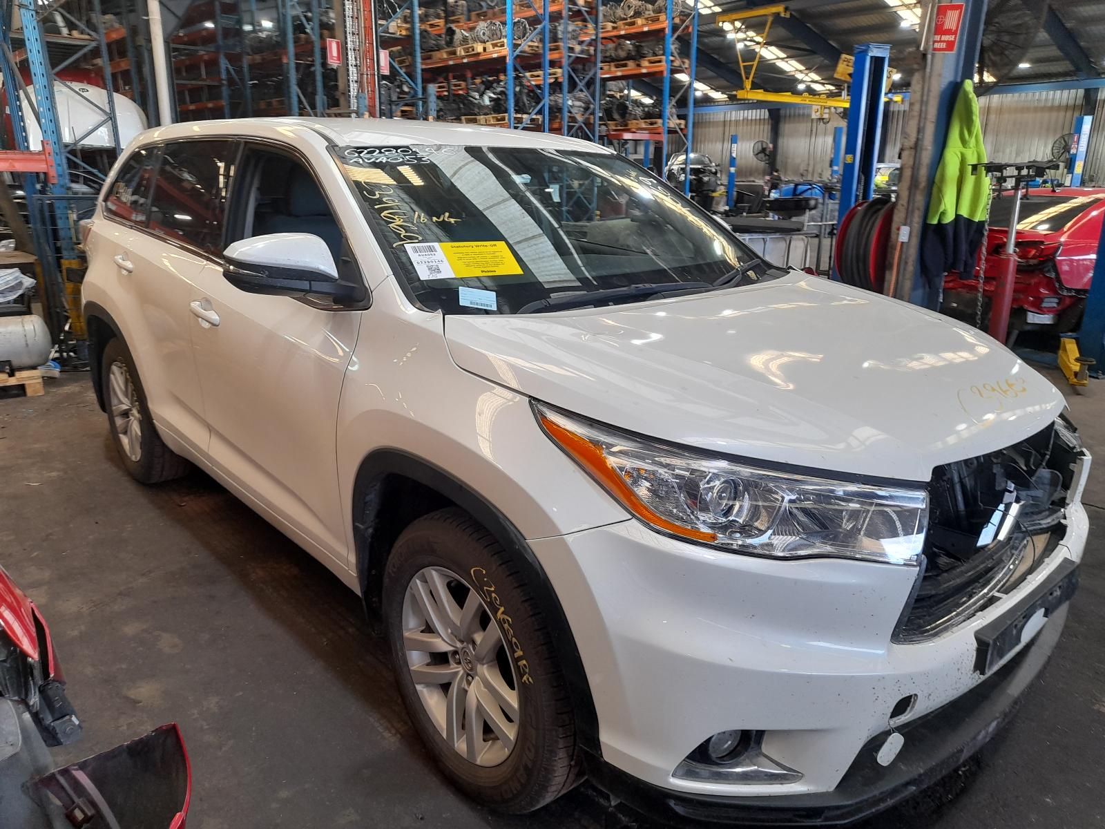 2014 Toyota Kluger Wheel Mag View Auto part Wheel Mag Toyota Kluger 2014