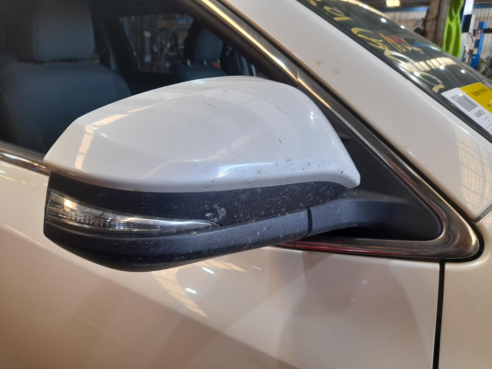2014 Toyota Kluger Wheel Mag View Auto part Wheel Mag Toyota Kluger 2014