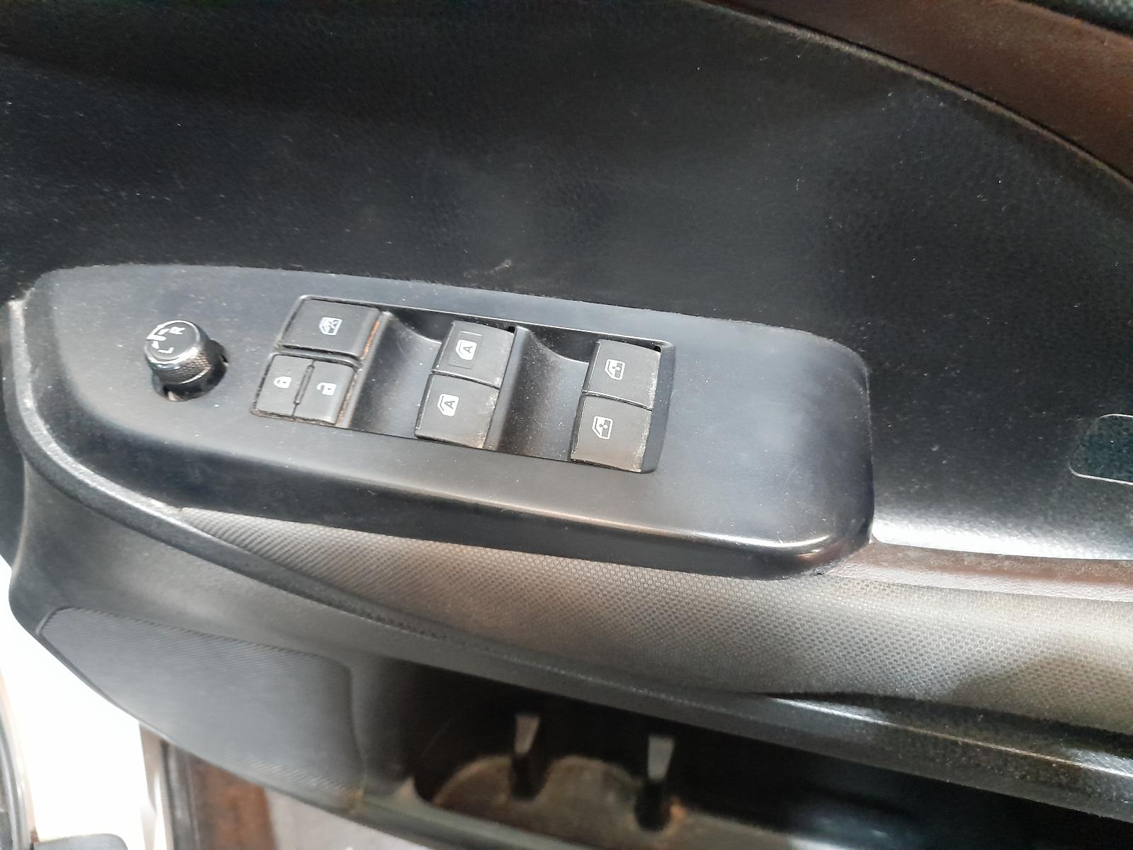 2014 Toyota Kluger Wheel Mag View Auto part Wheel Mag Toyota Kluger 2014