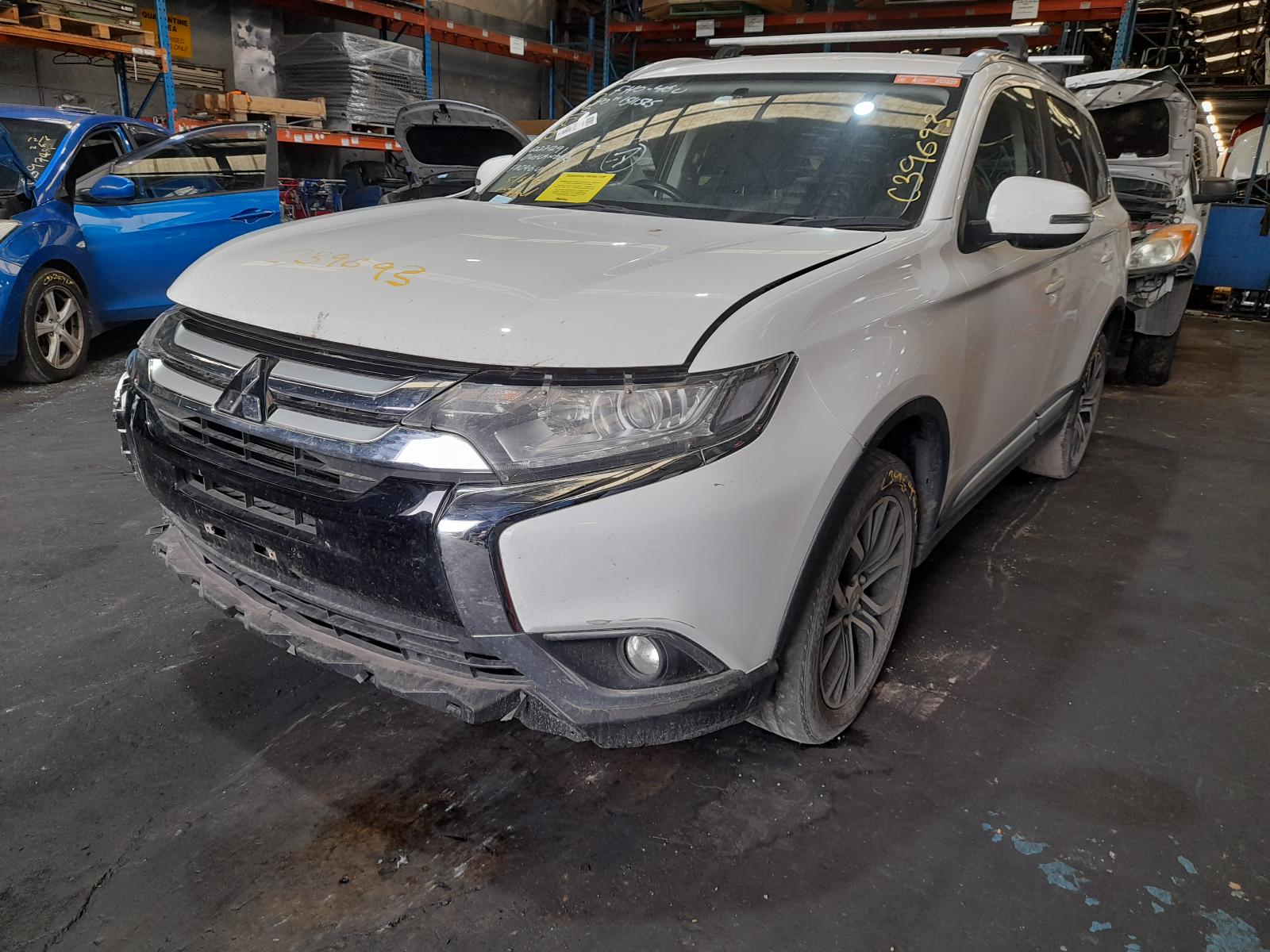 View Auto part Right Door Mirror Mitsubishi Outlander 2017