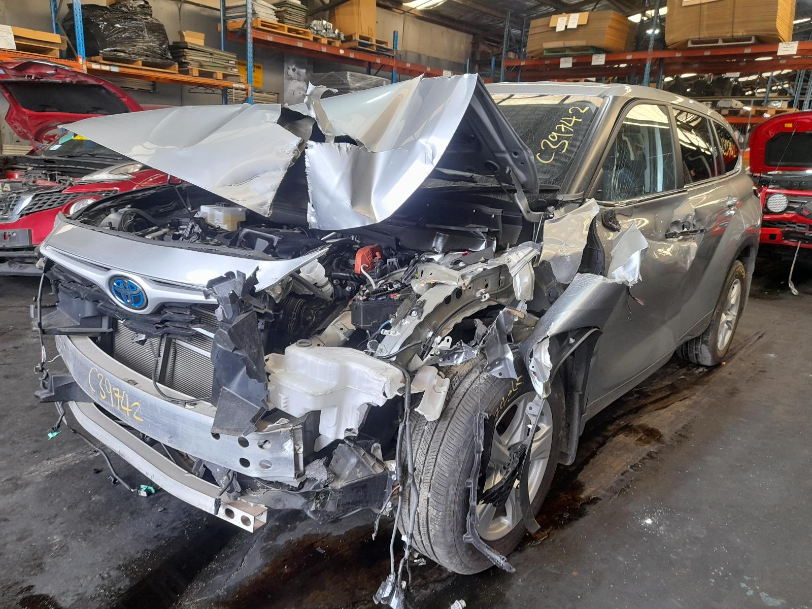 View Auto part Right Taillight Toyota Kluger 2023