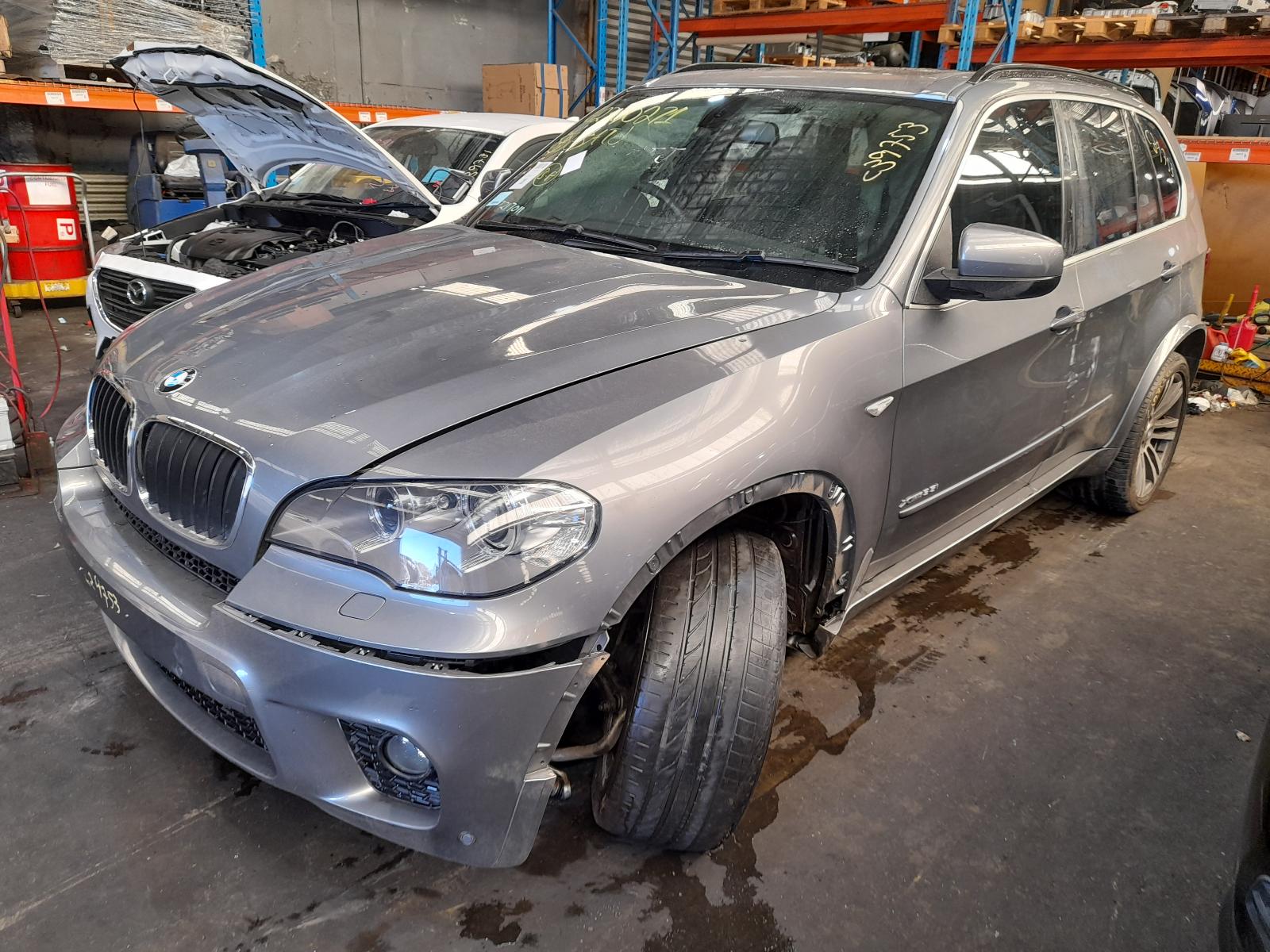 View Auto part Right Guard Bmw X5 2012