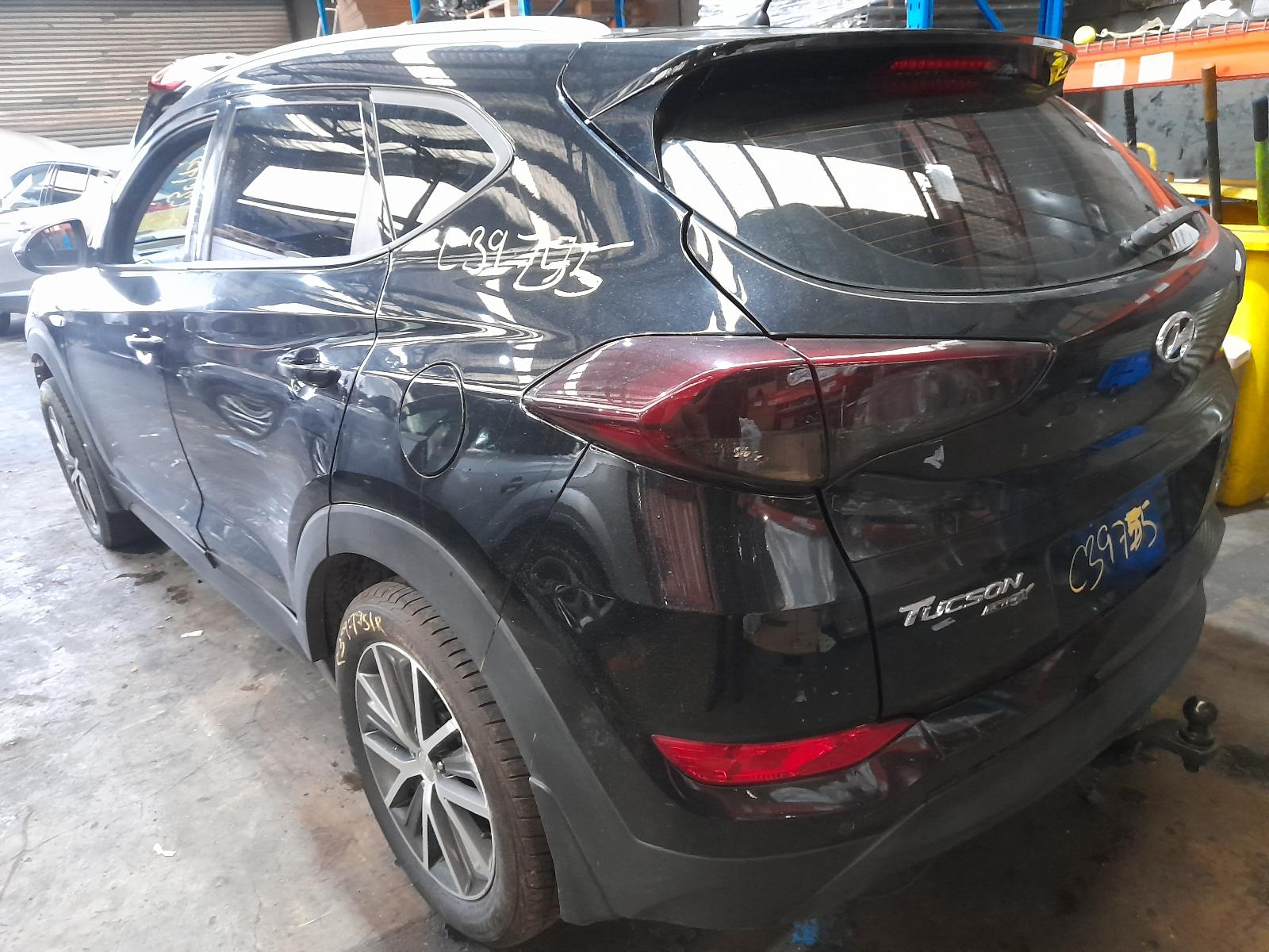 View Auto part Trans/Gearbox Hyundai Tucson 2015
