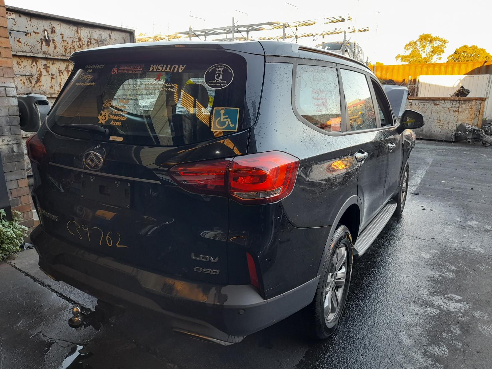 View Auto part Left Rear Door/Sliding Ldv D90 2022