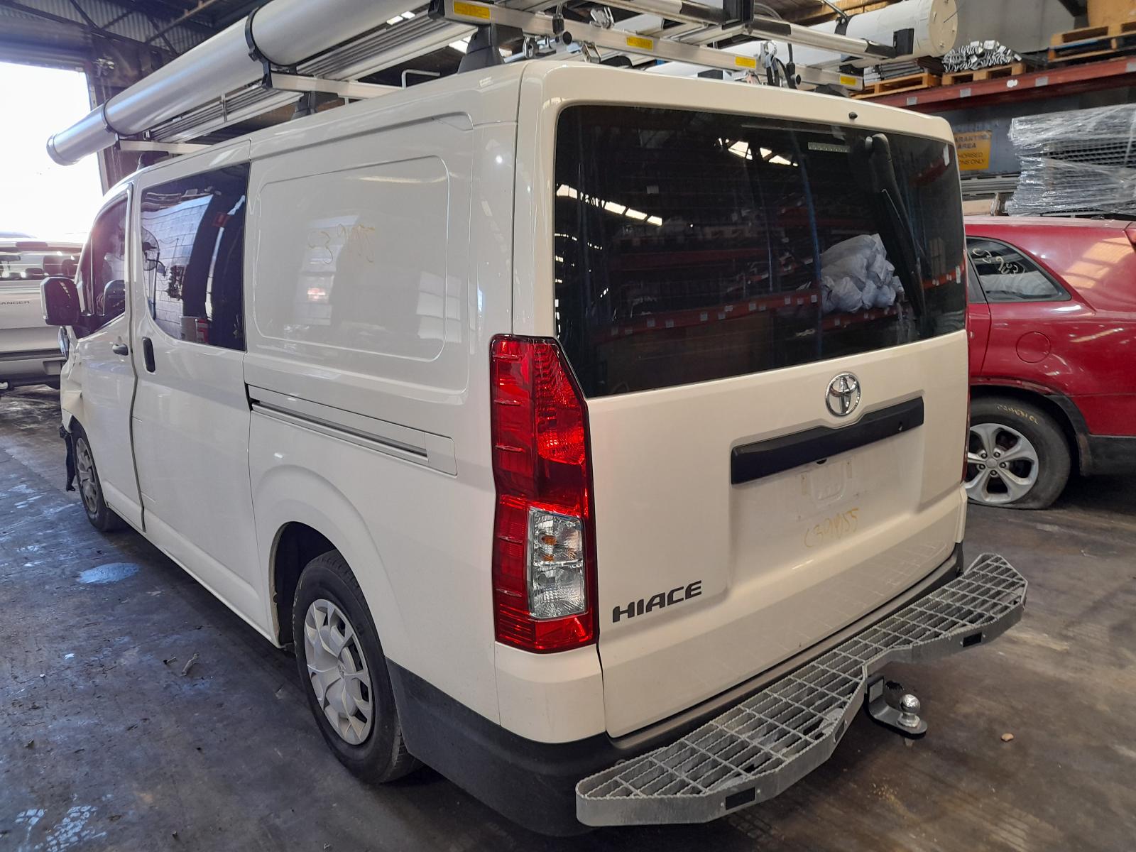 View Auto part Left Front Window Reg/Motor Toyota Hiace 2025