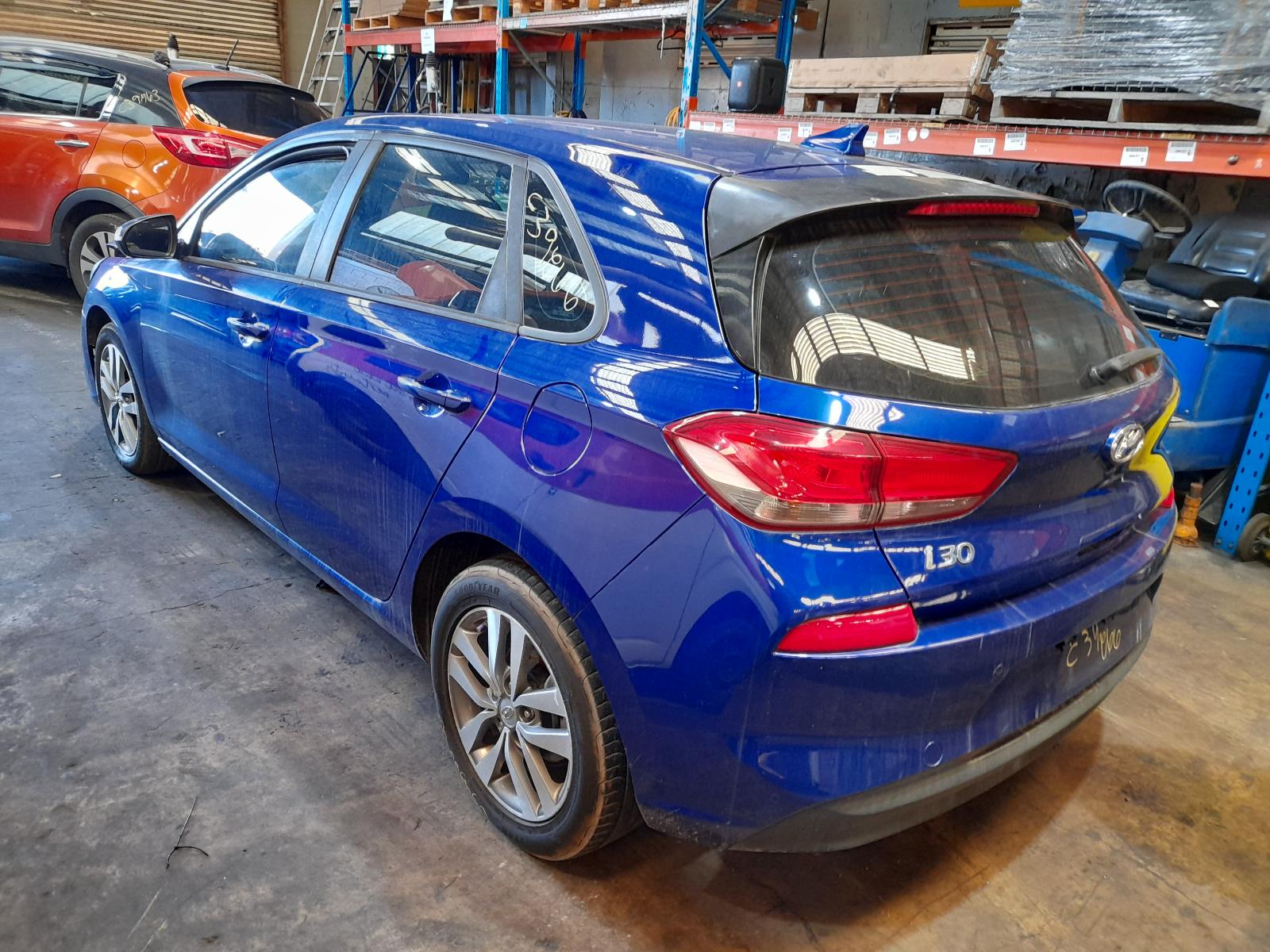 View Auto part Left Driveshaft Hyundai I30 2018