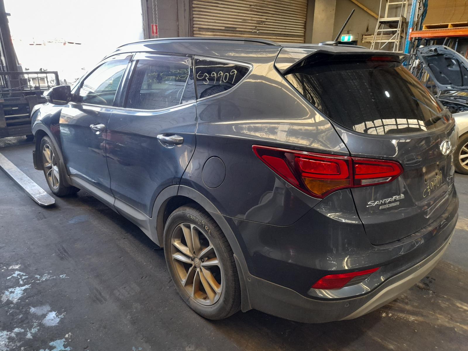 View Auto part Heater/Ac Controls Hyundai Santa Fe 2017
