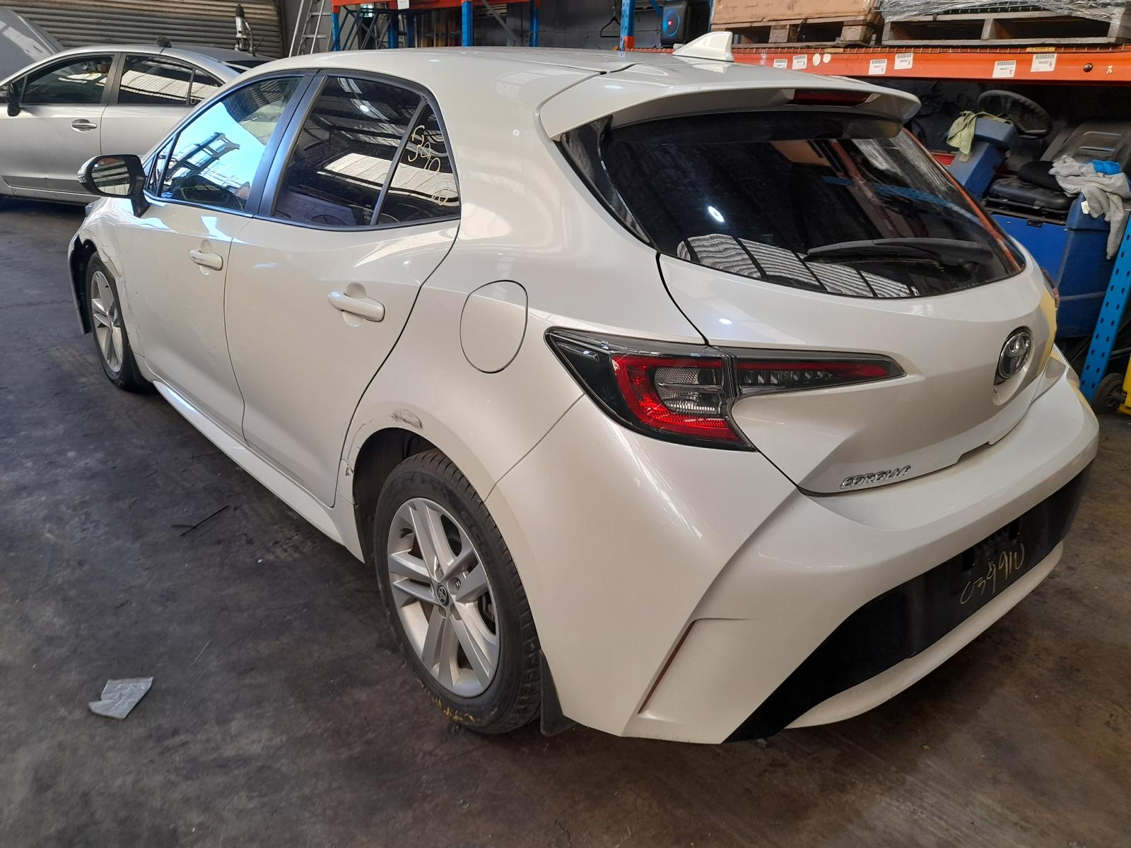 View Auto part Sunvisor Toyota Corolla 2018