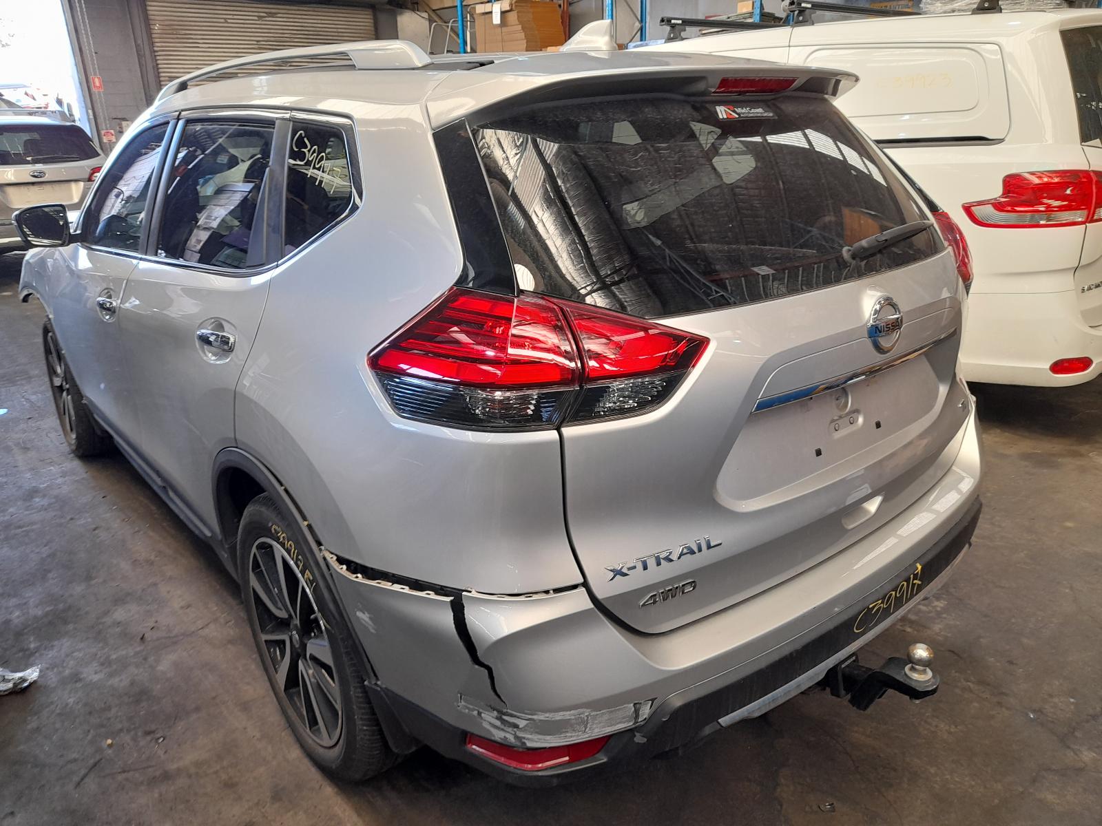 View Auto part Sunvisor Nissan Xtrail 2018