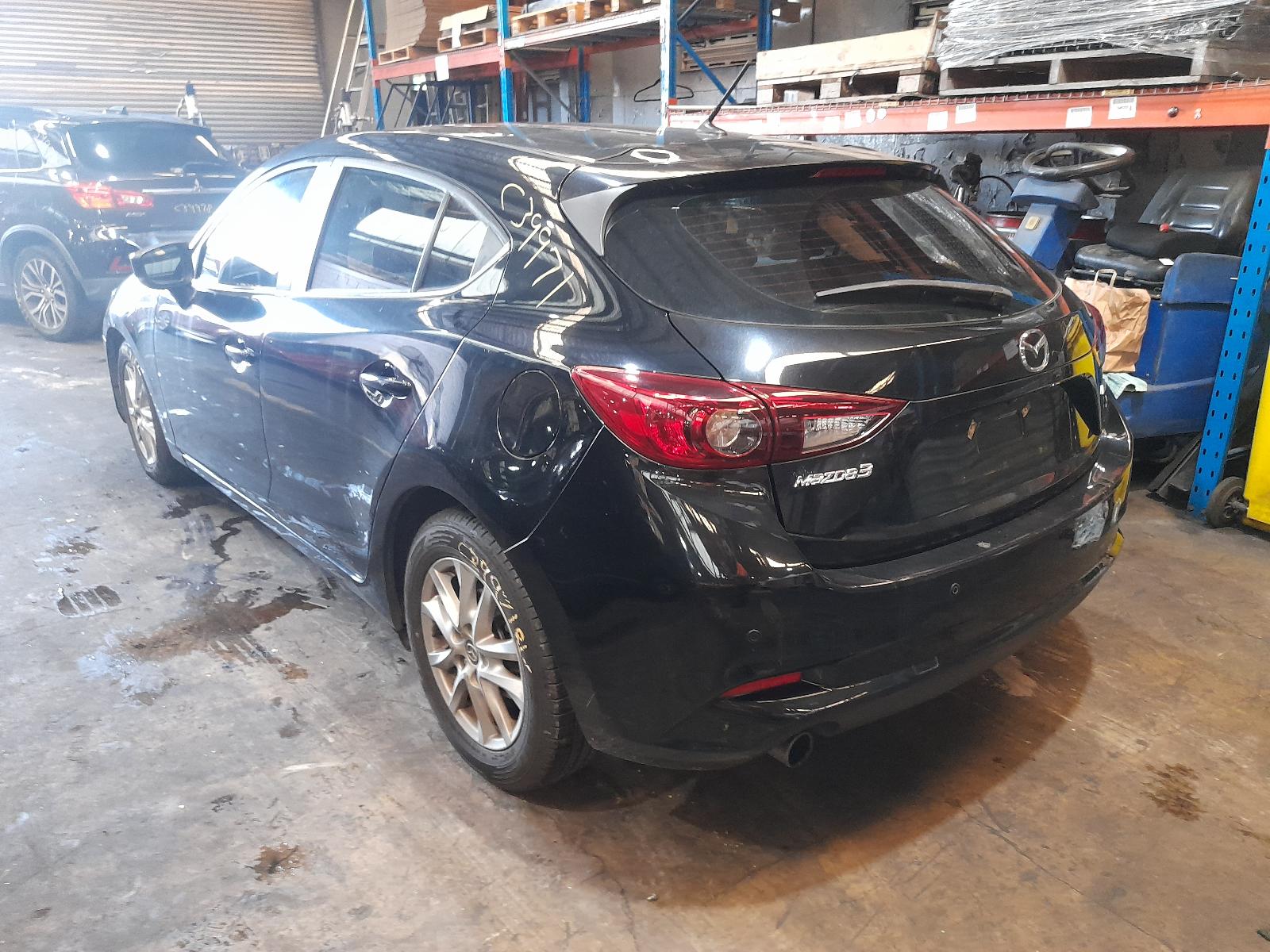 View Auto part Fuse Box Mazda 3 2017