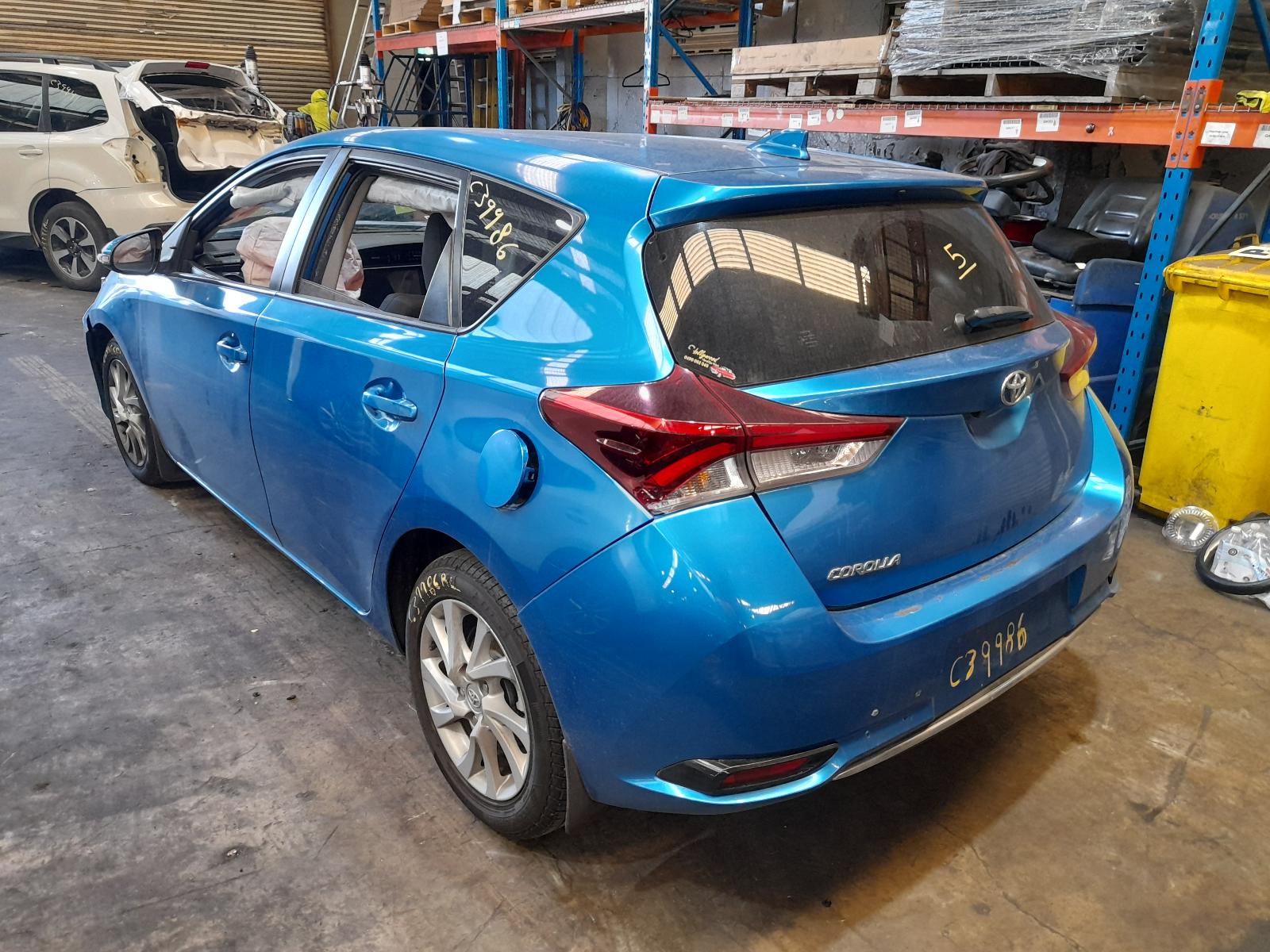View Auto part Rear/Tailgate Glass Toyota Corolla 2017