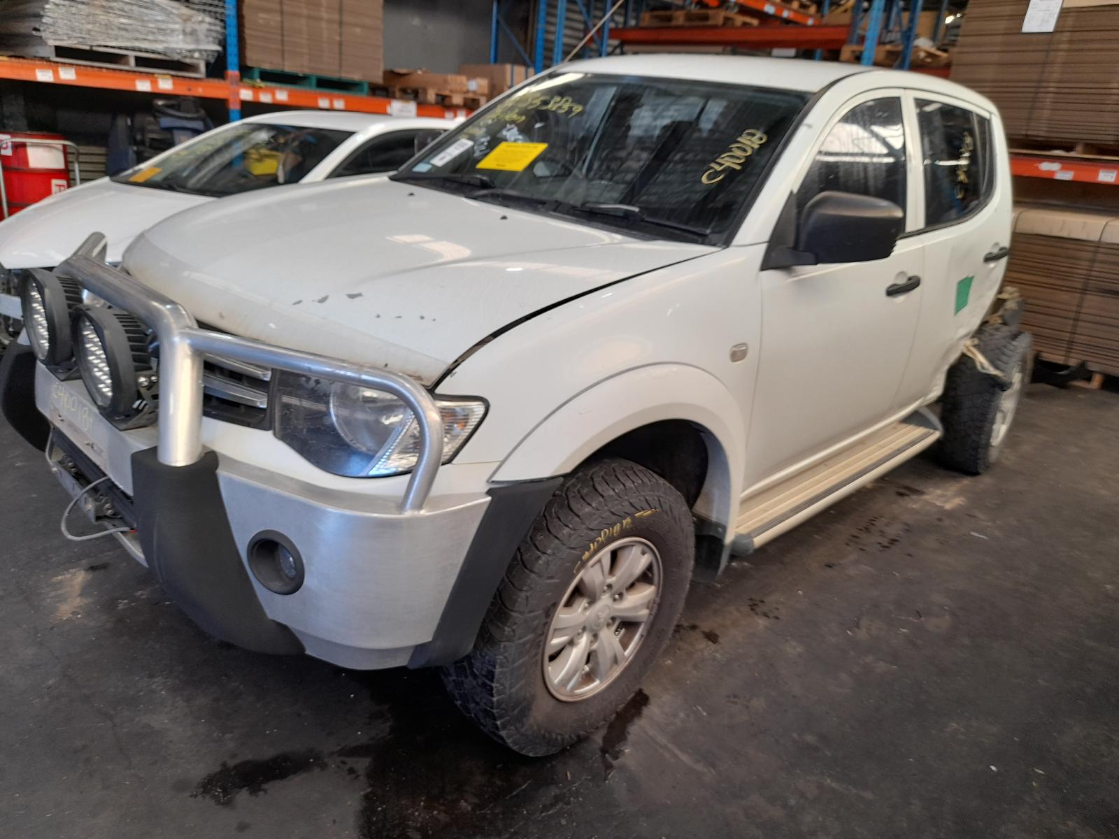 View Auto part Engine Mitsubishi Triton 2012