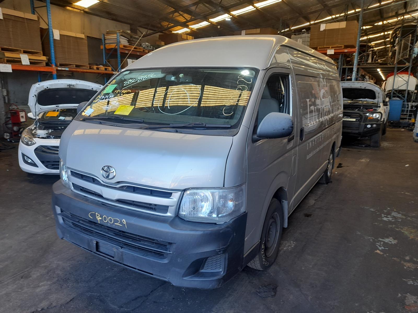 View Auto part Engine Toyota Hiace 2013