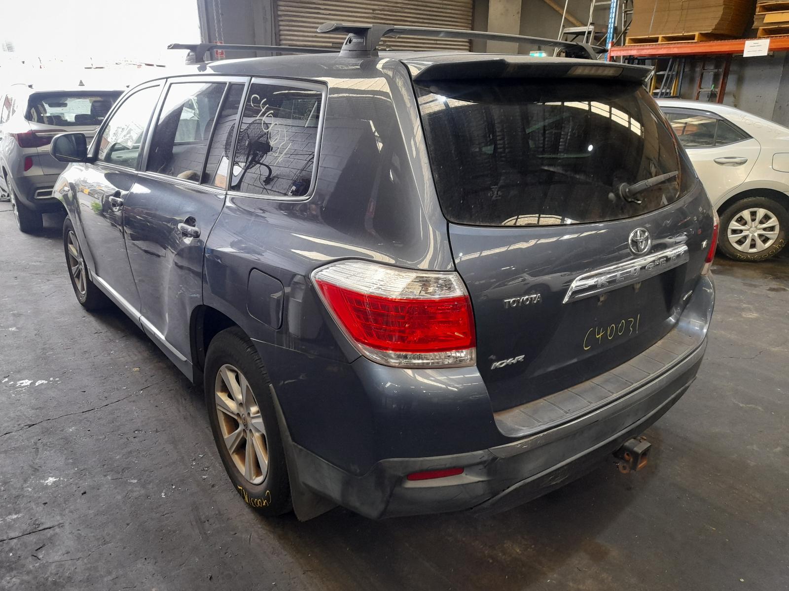 View Auto part Wiper Motor Toyota Kluger 2012