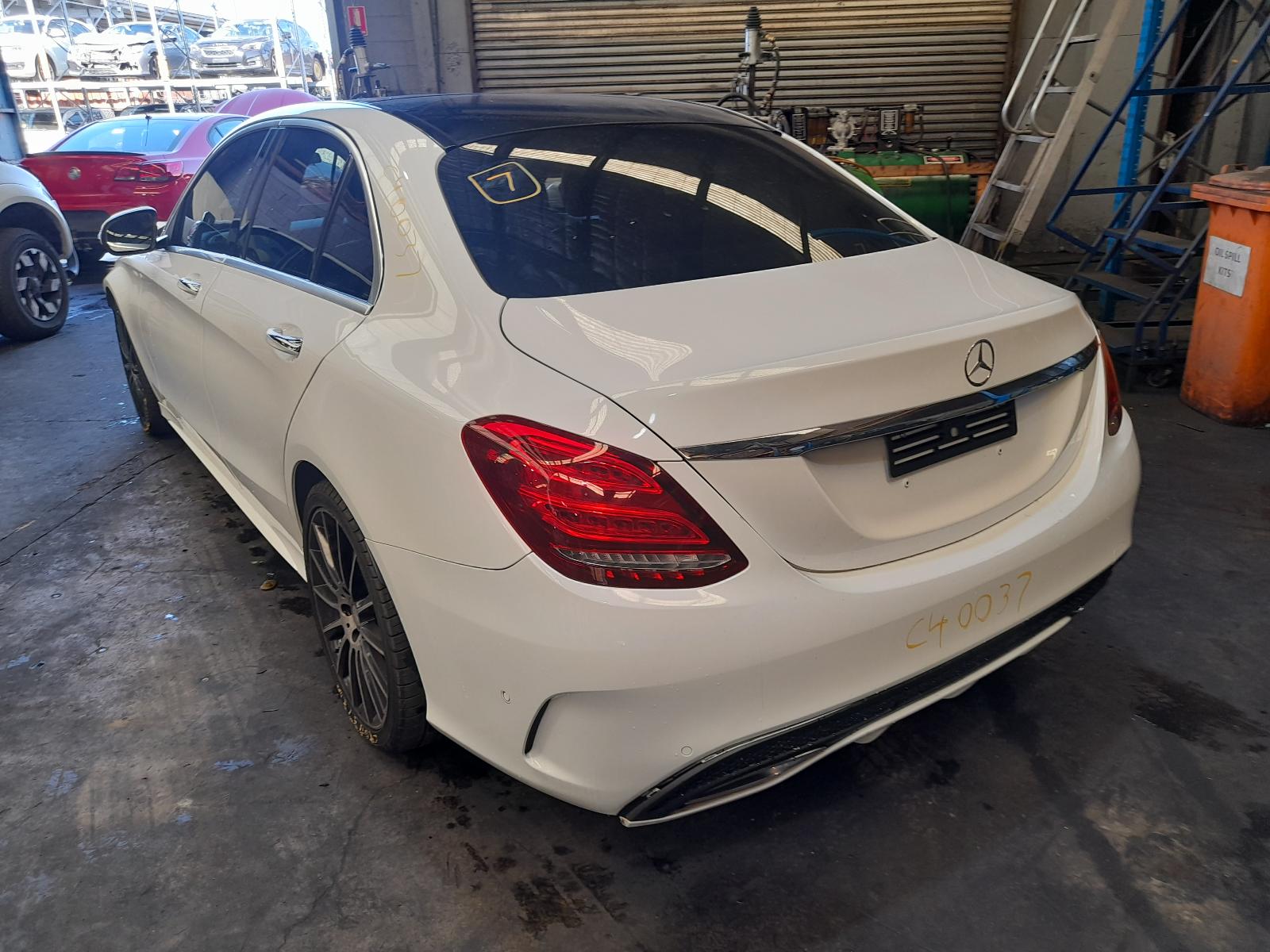 View Auto part Roof Glass/Sunroof/T Mercedes C Class 2014