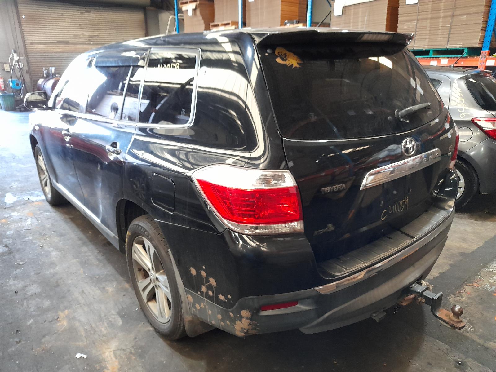 View Auto part Right Driveshaft Toyota Kluger 2011