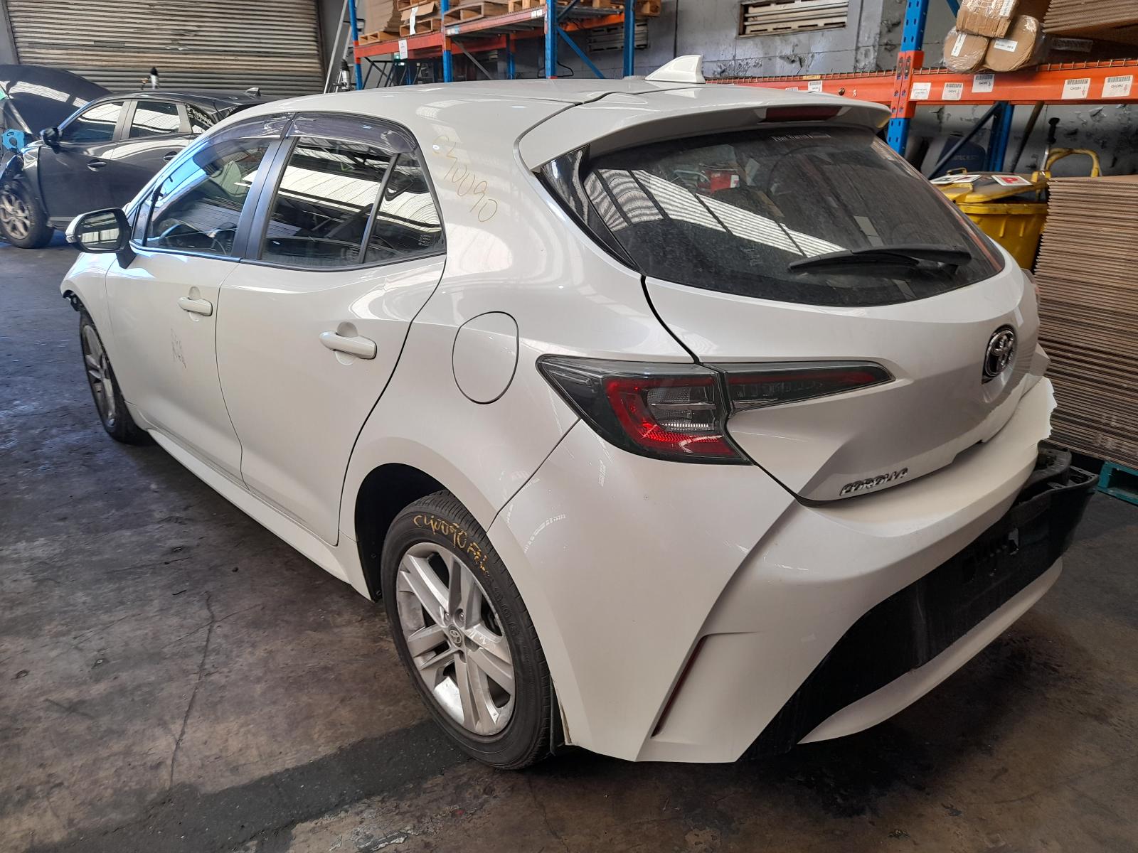 View Auto part Sunvisor Toyota Corolla 2019