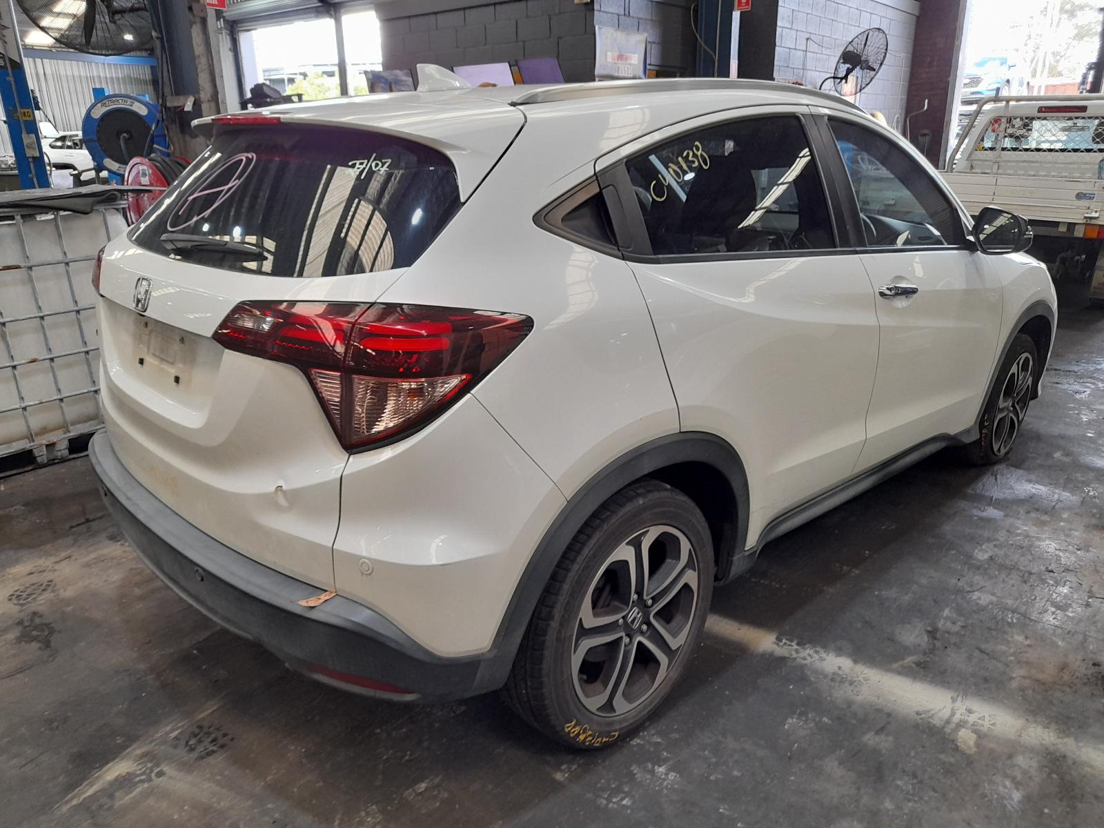 View Auto part Right Front Lower Control Arm Honda Hrv 2016