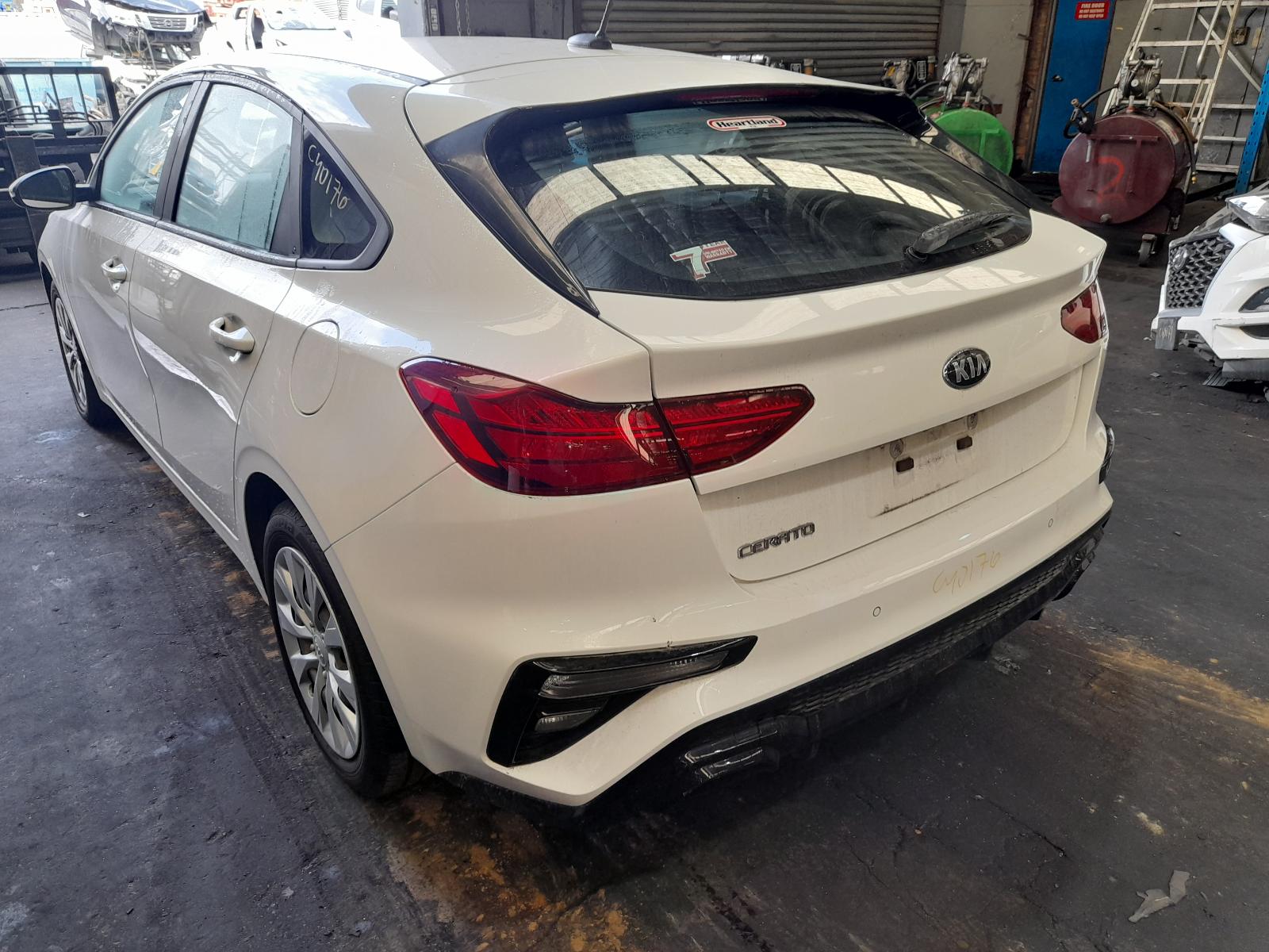 View Auto part Sunvisor Kia Cerato 2019