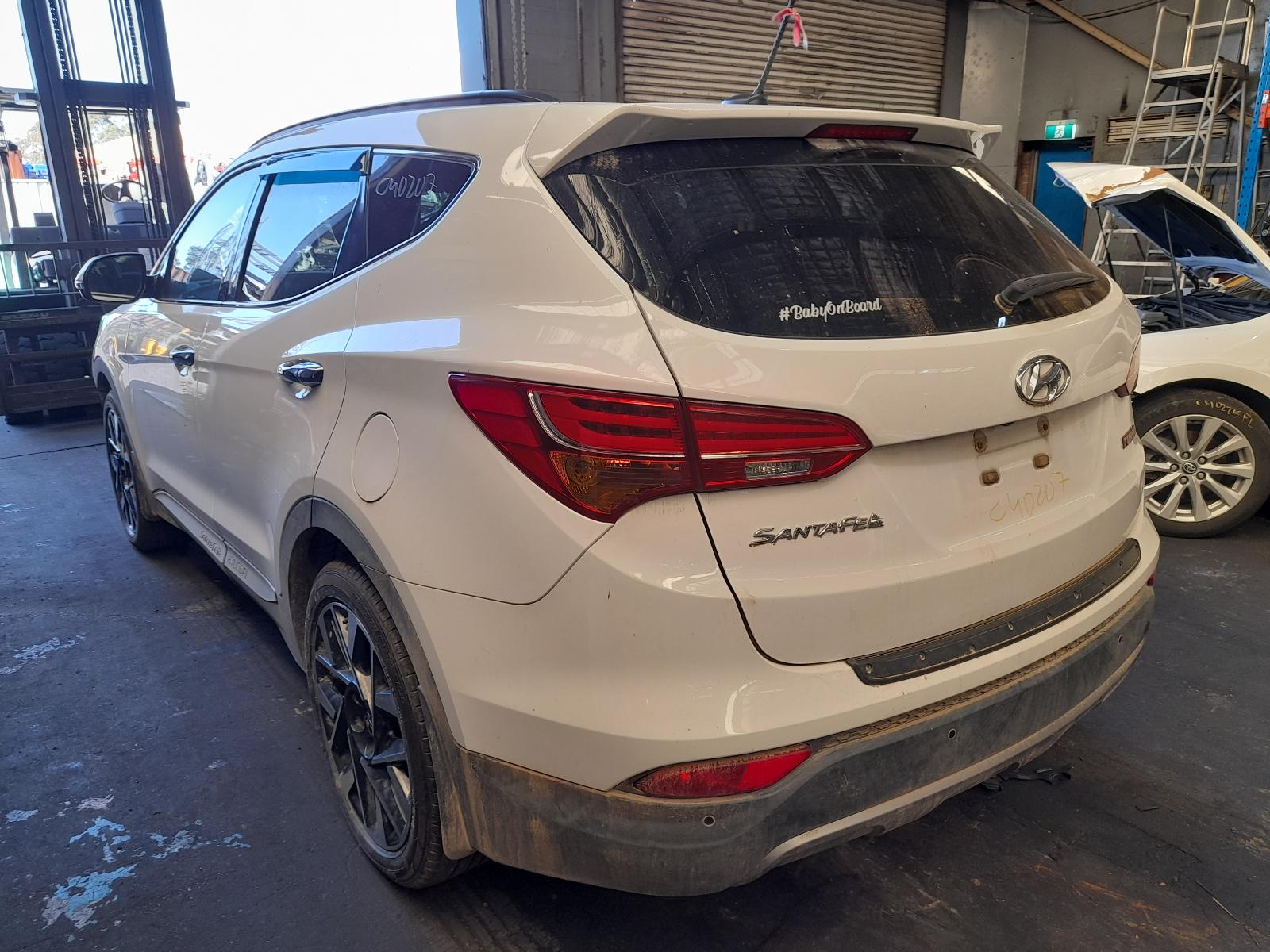 View Auto part Right Front Door Window Hyundai Santa Fe 2014