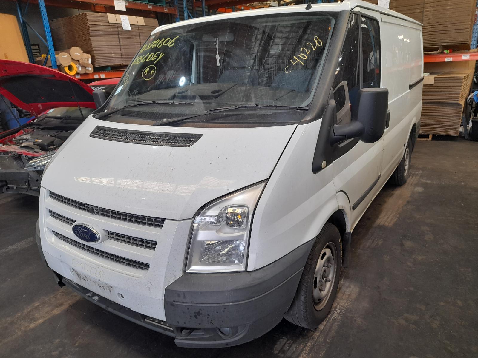 View Auto part Fuel Tank Ford Transit 2013