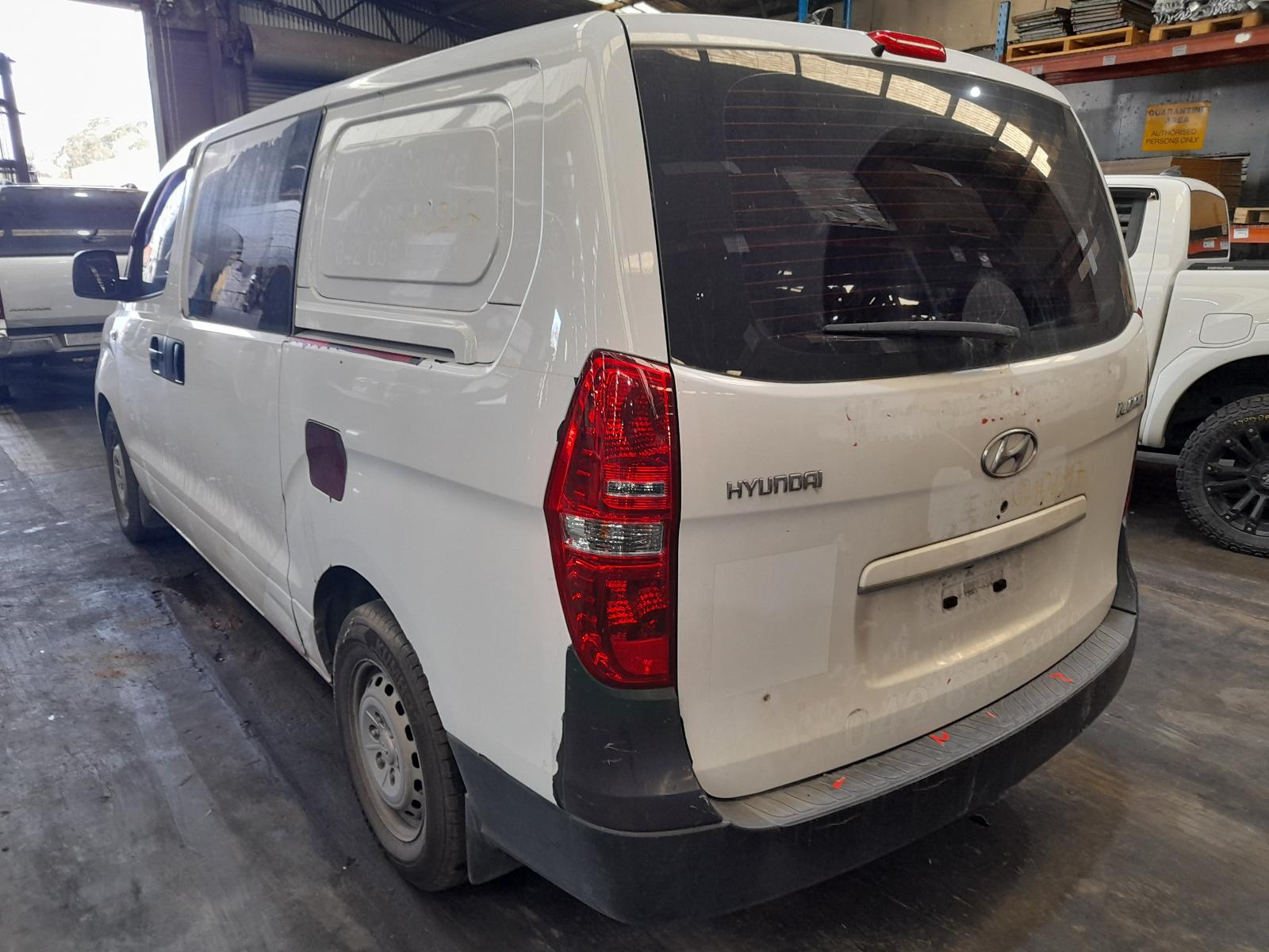 View Auto part Ecu Hyundai Iload/imax 2020