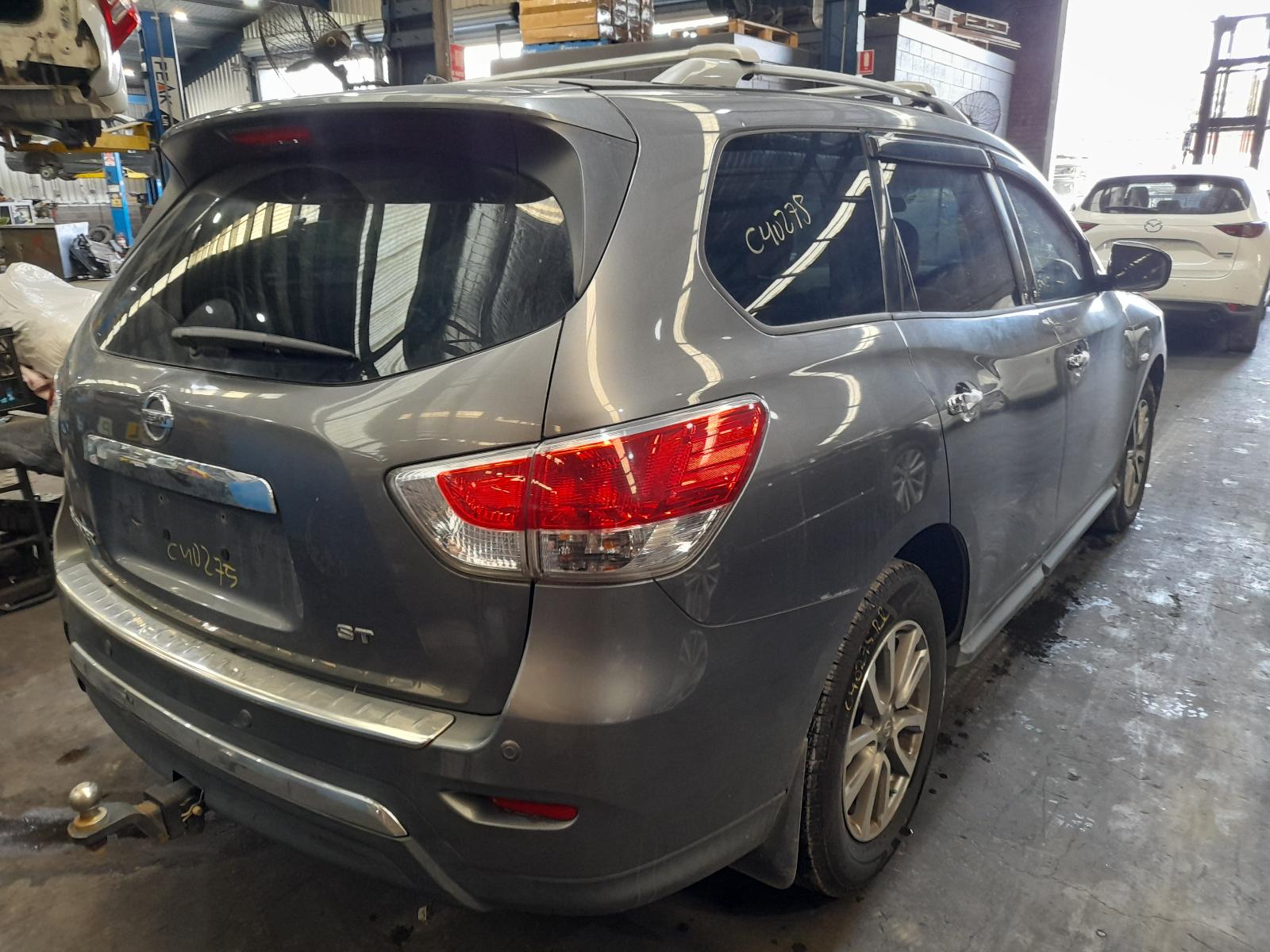View Auto part Fan Nissan Pathfinder 2015