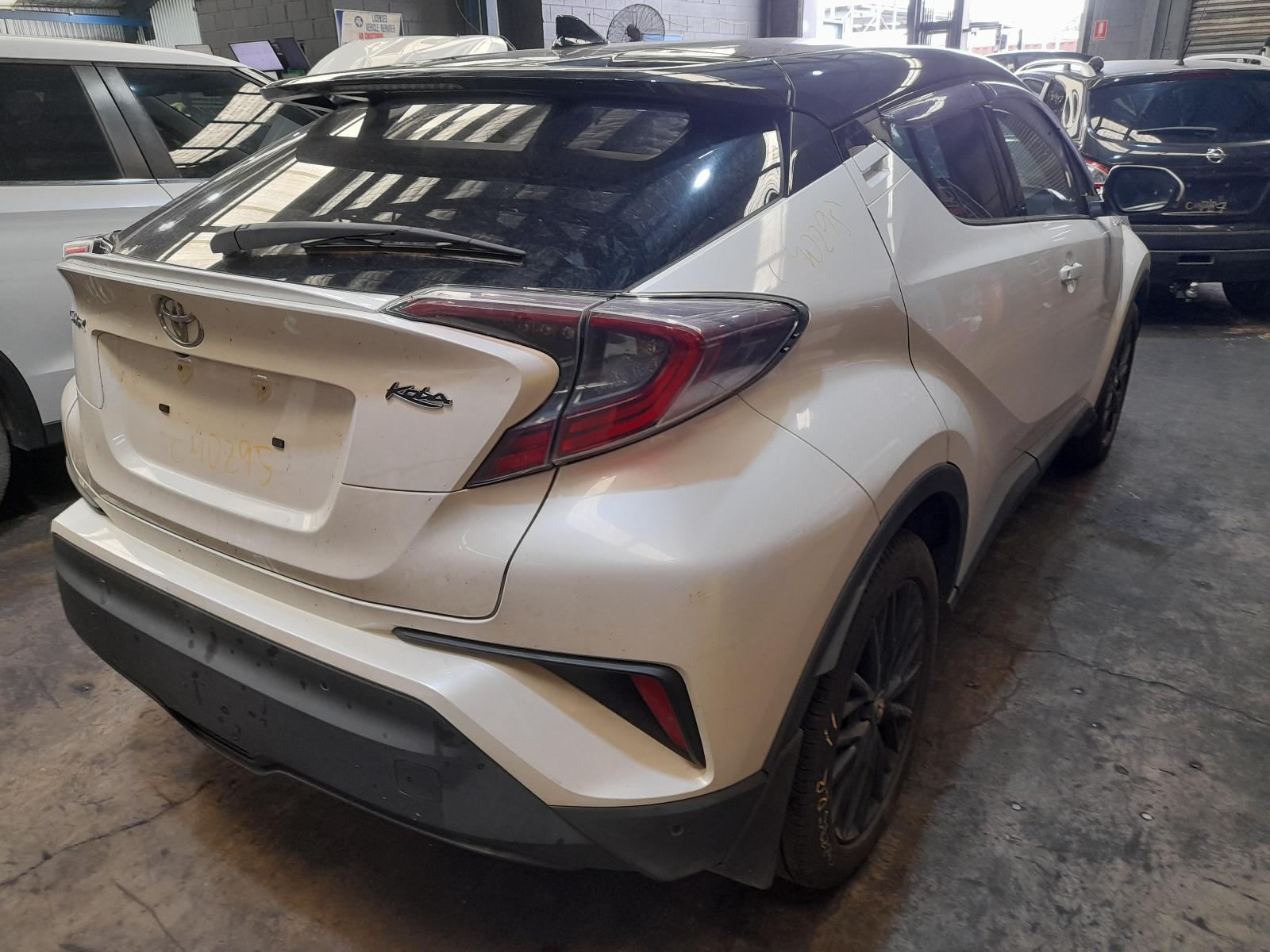 View Auto part Rear Drive Shaft Toyota C-hr 2017