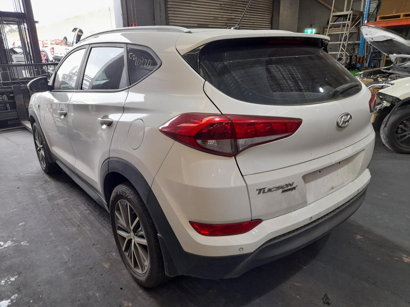 View Auto part Engine Hyundai Tucson 2016