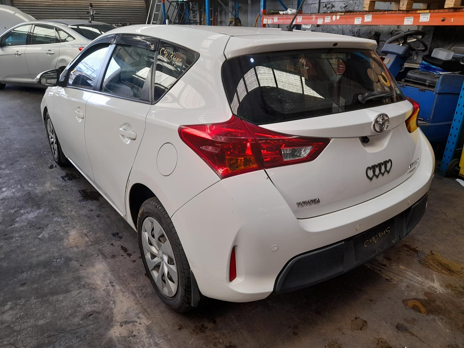 View Auto part Rear/Tailgate Glass Toyota Corolla 2013