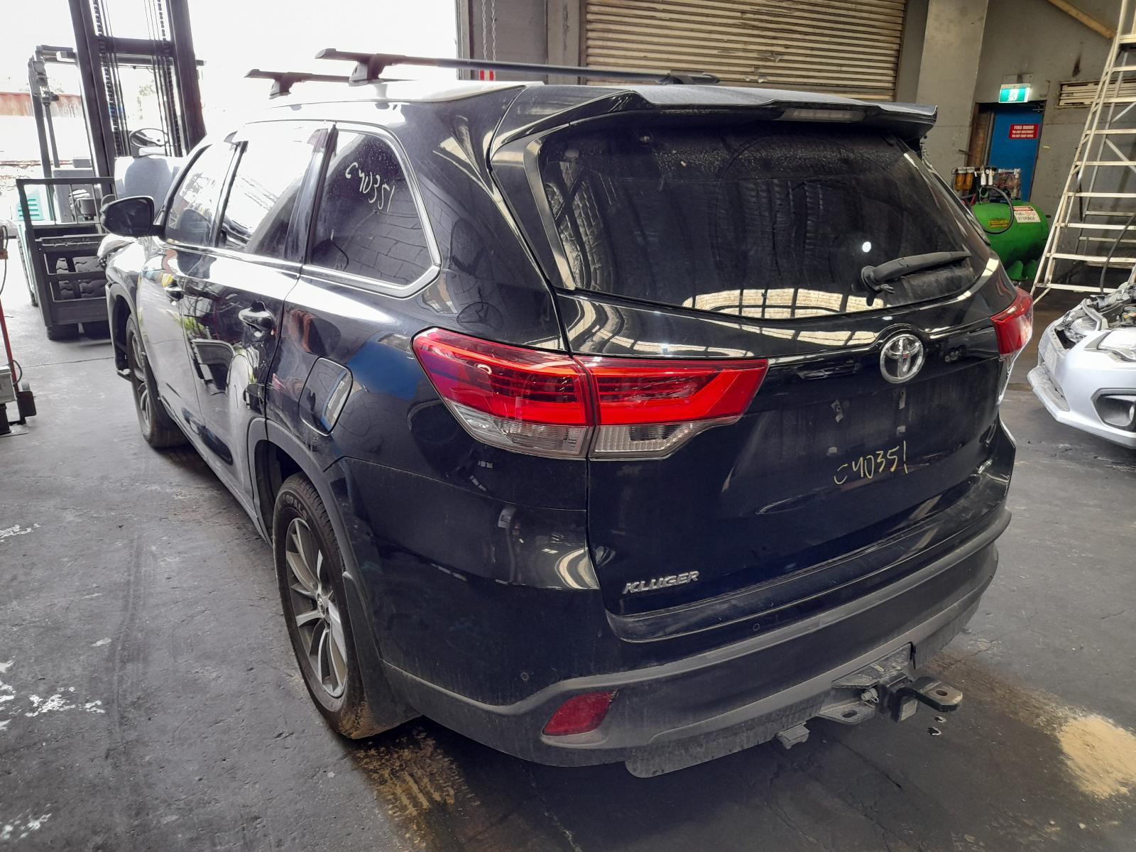View Auto part Left Rear Door Window Toyota Kluger 2018