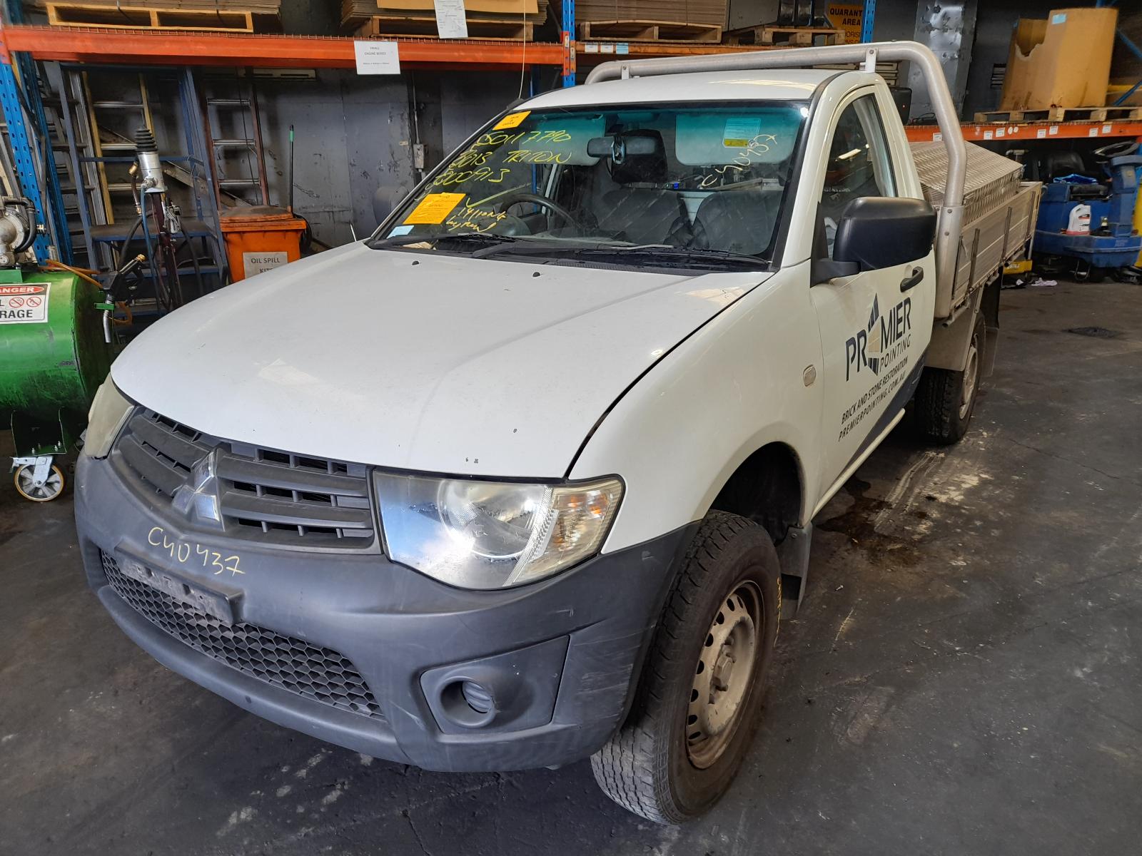 View Auto part Engine Mitsubishi Triton 2013
